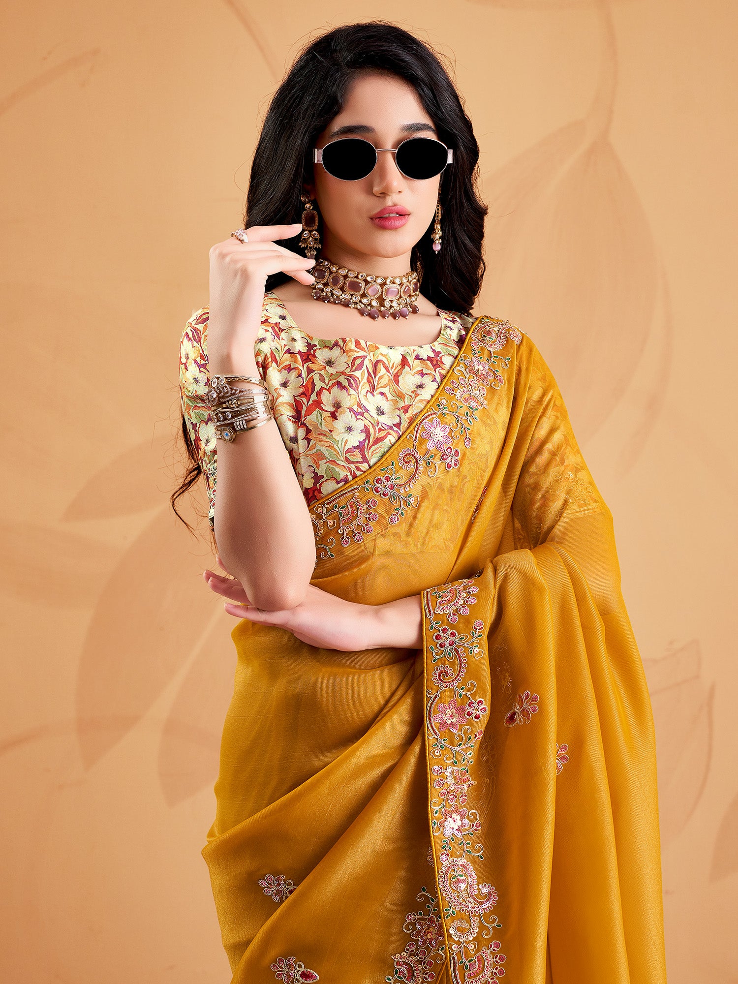 Mustard Tissue saree – detail view 3