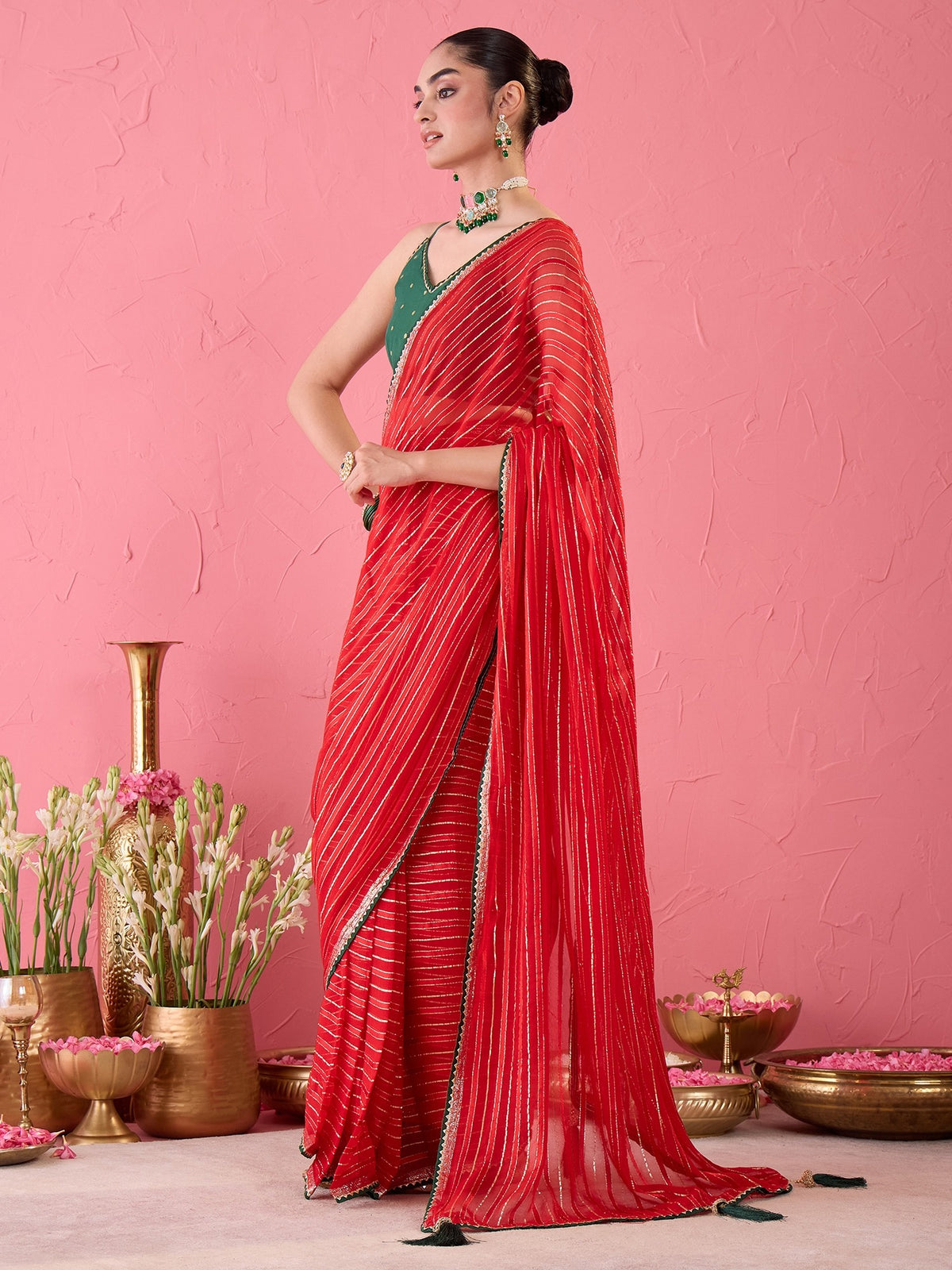 Red Viscose saree – detail view 2