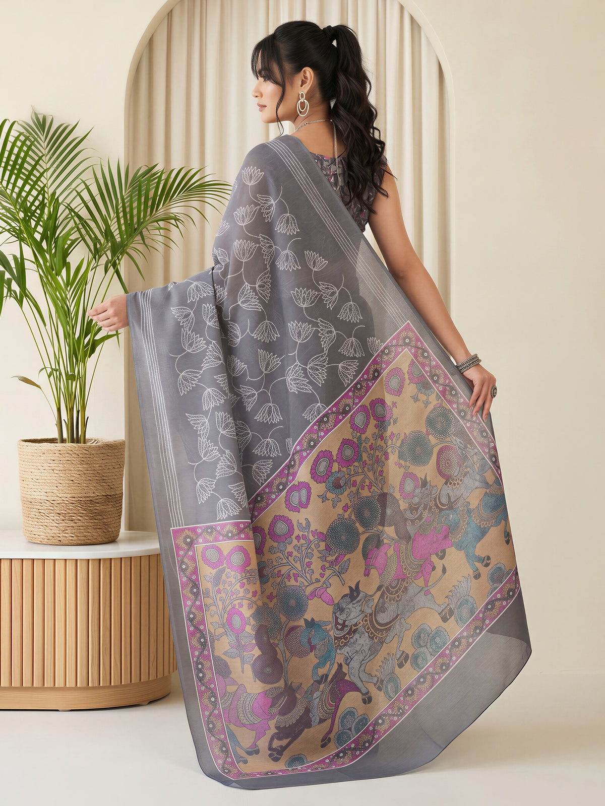 Grey Linen Blend saree – detail view 1