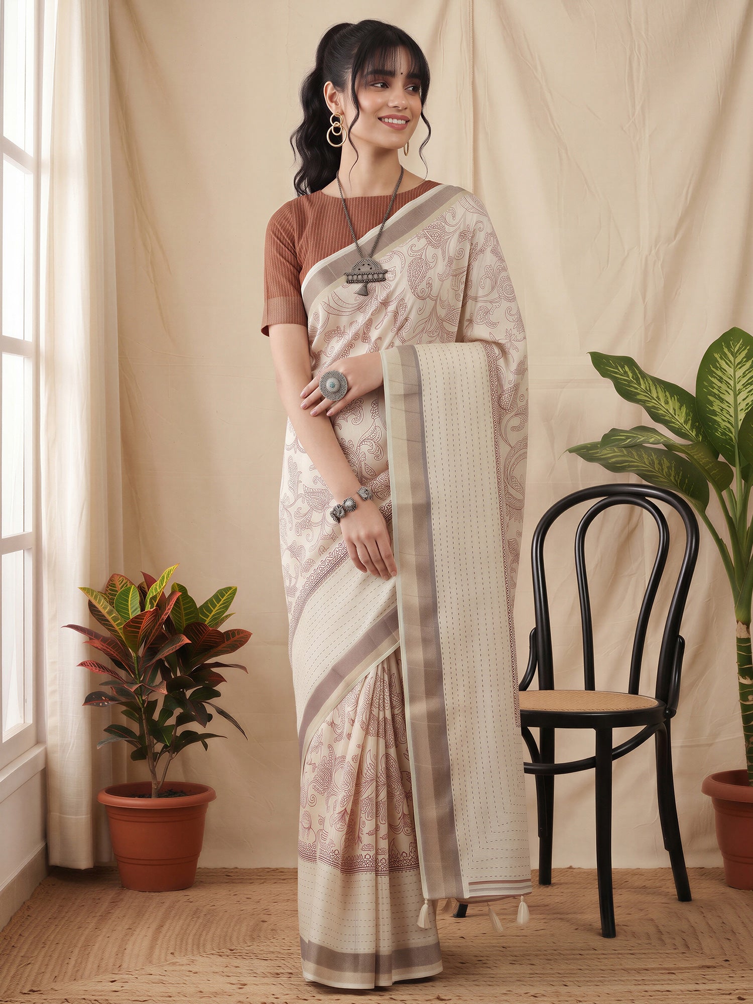 Off White Cotton Silk saree – detail view 3