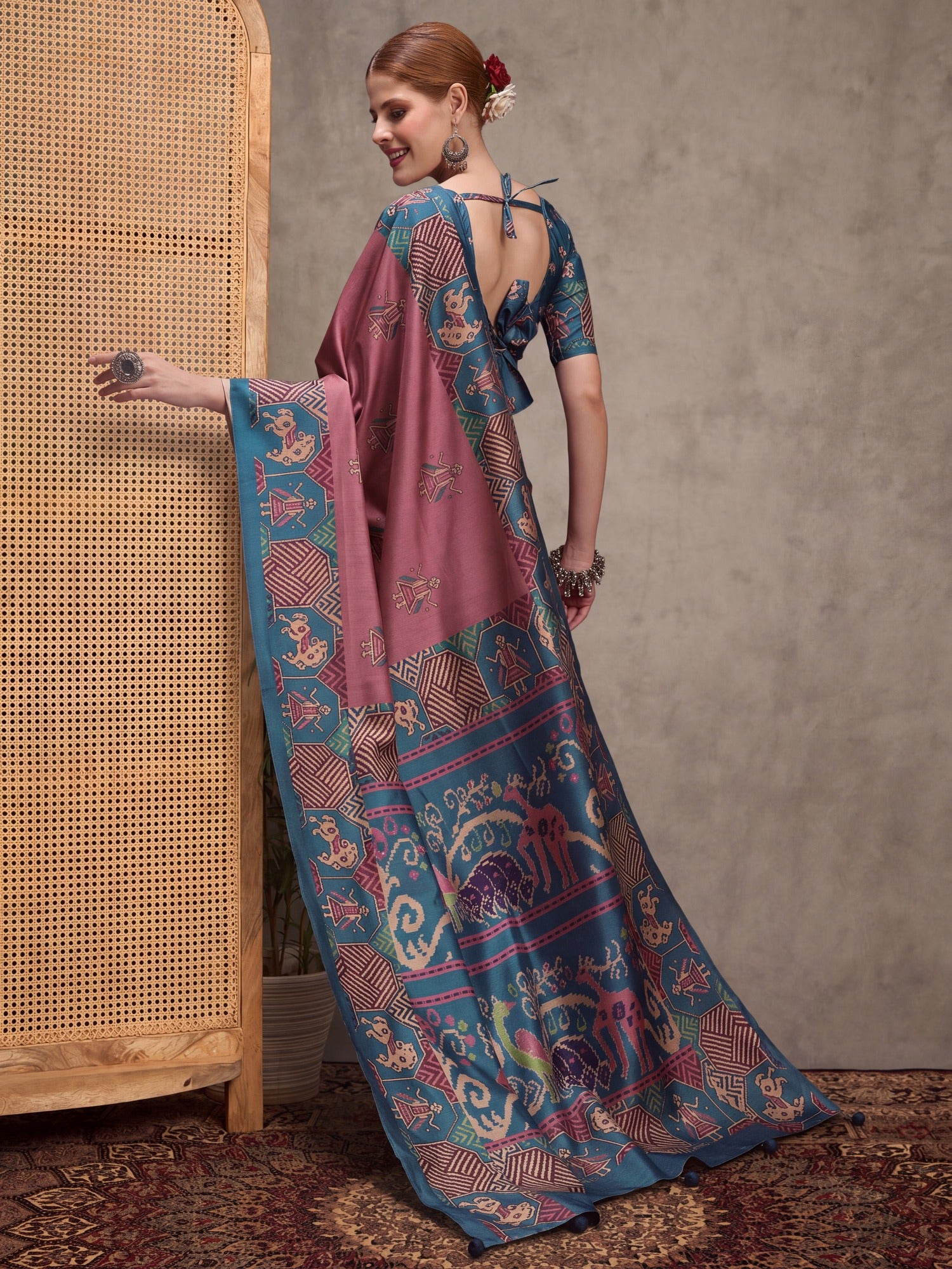 Mauve Silk Blend saree – detail view 2