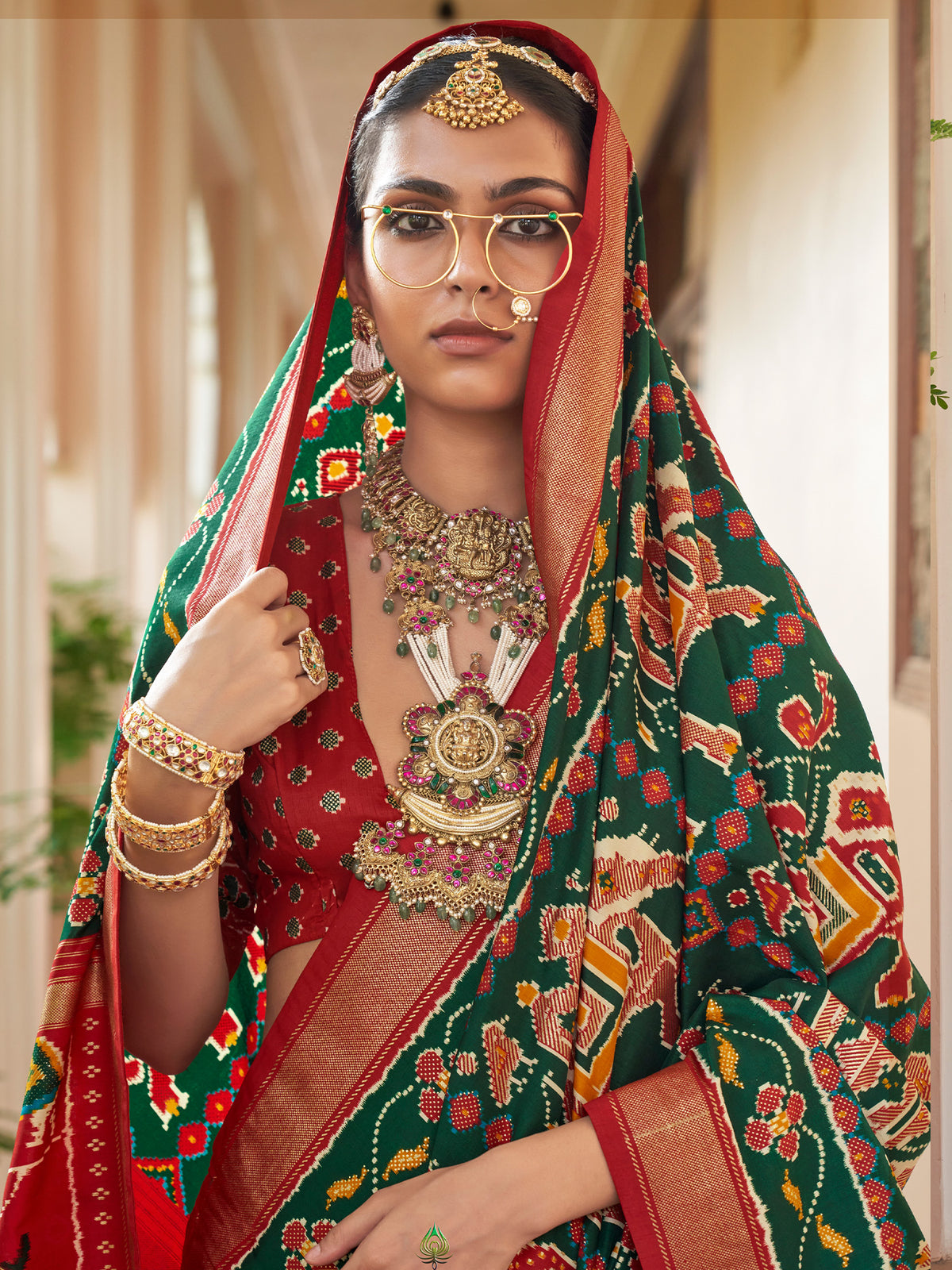 Green silk blend saree view 1