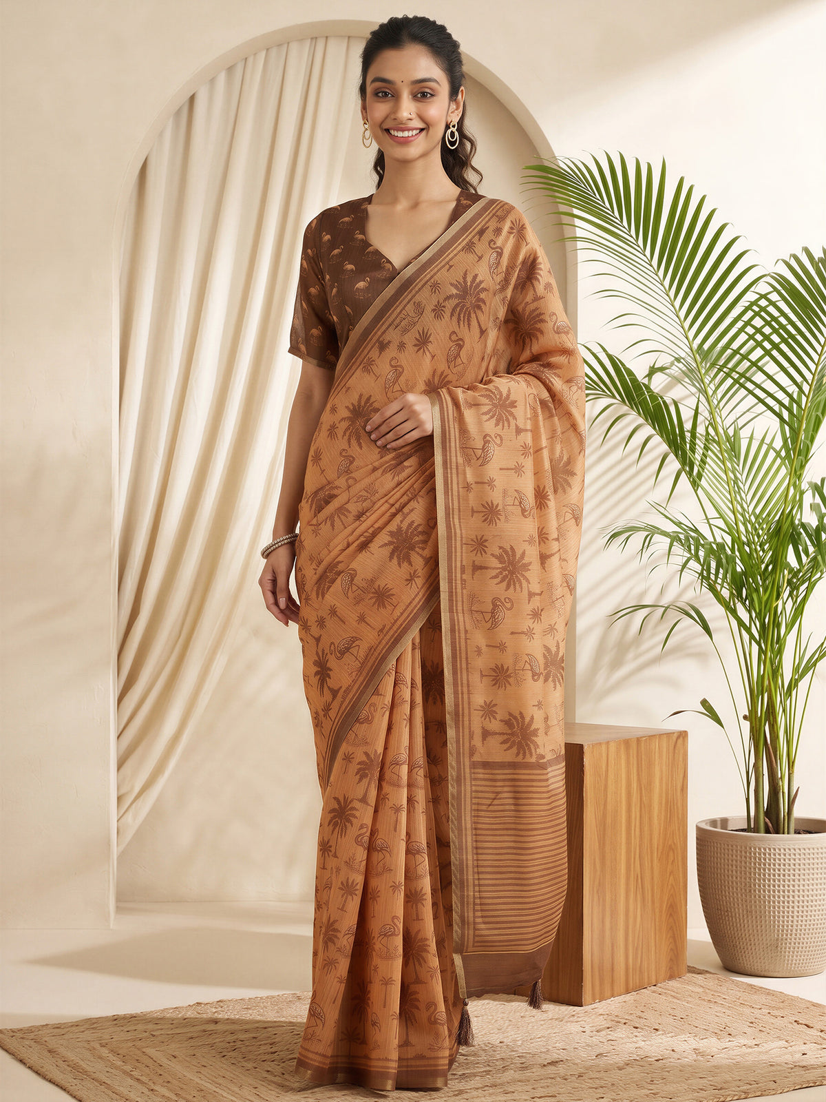 Rust Cotton Linen saree – detail view 3