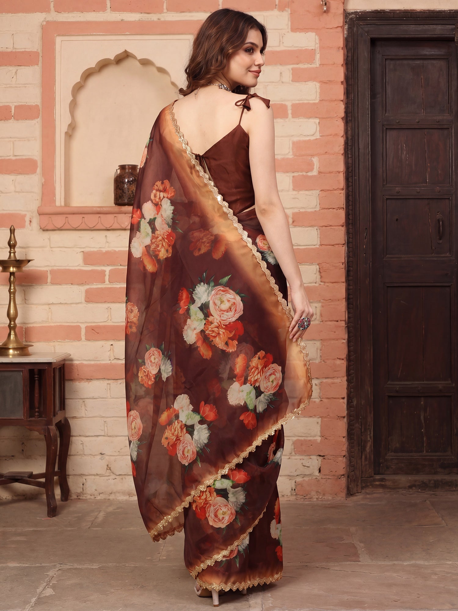 Brown Organza saree – detail view 1