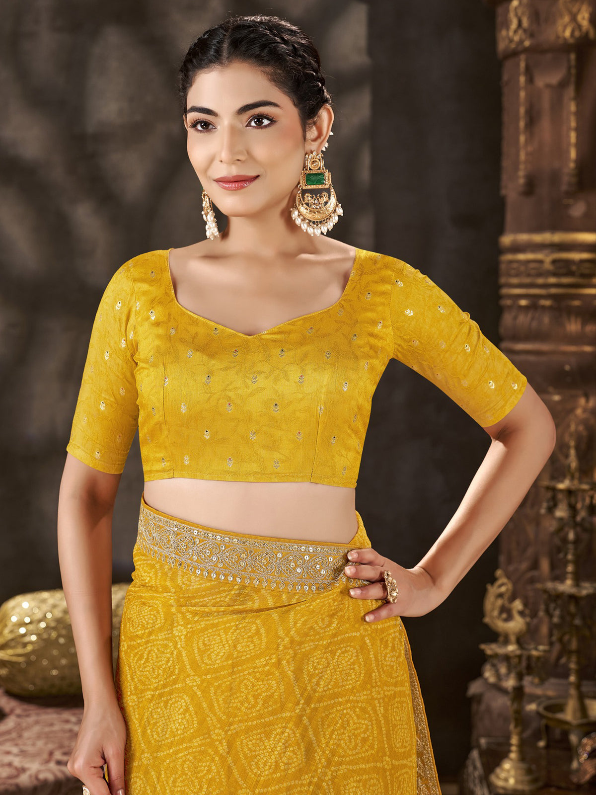 Yellow Chiffon saree – detail view 2