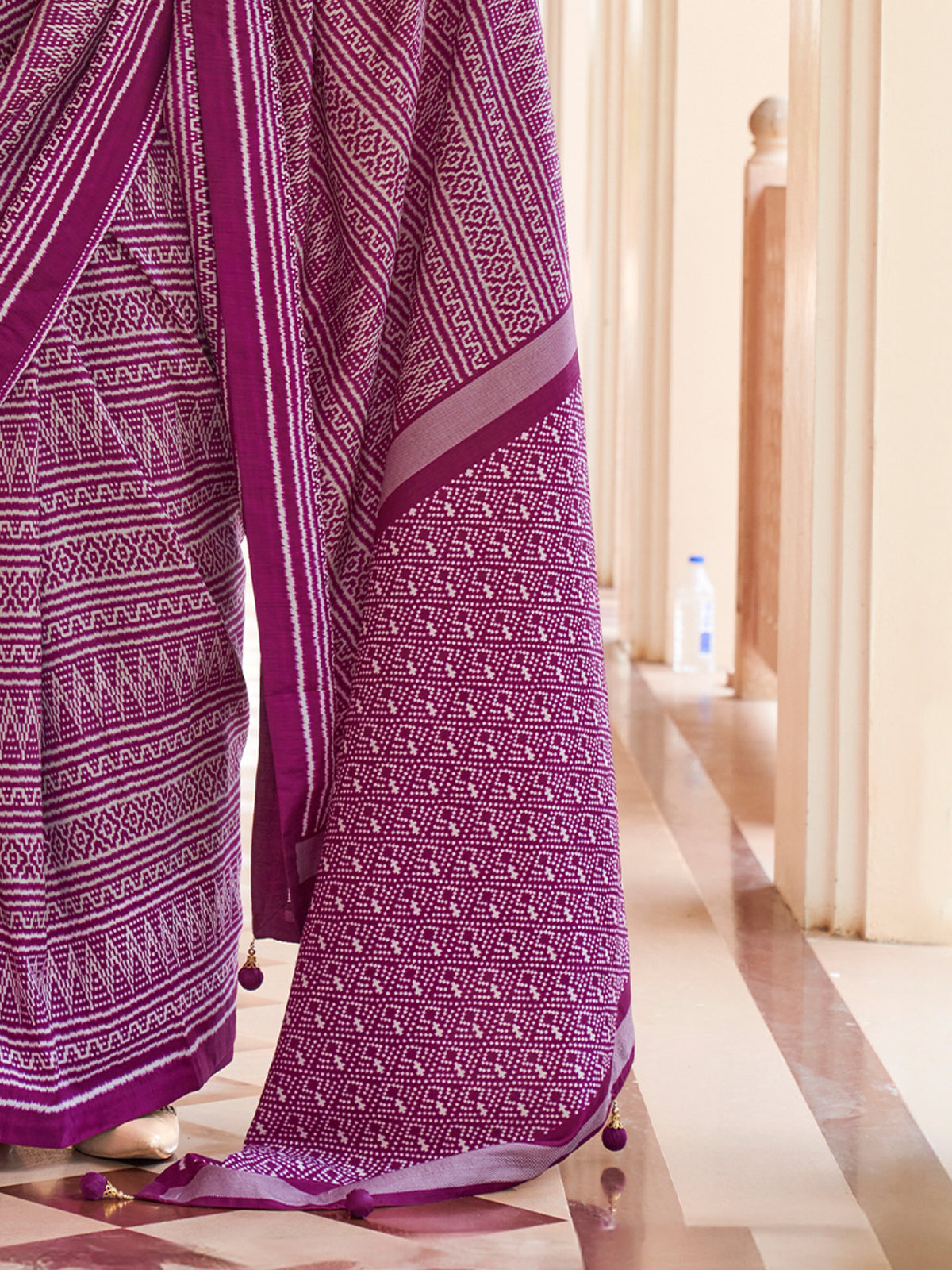 Wine silk blend saree view 4
