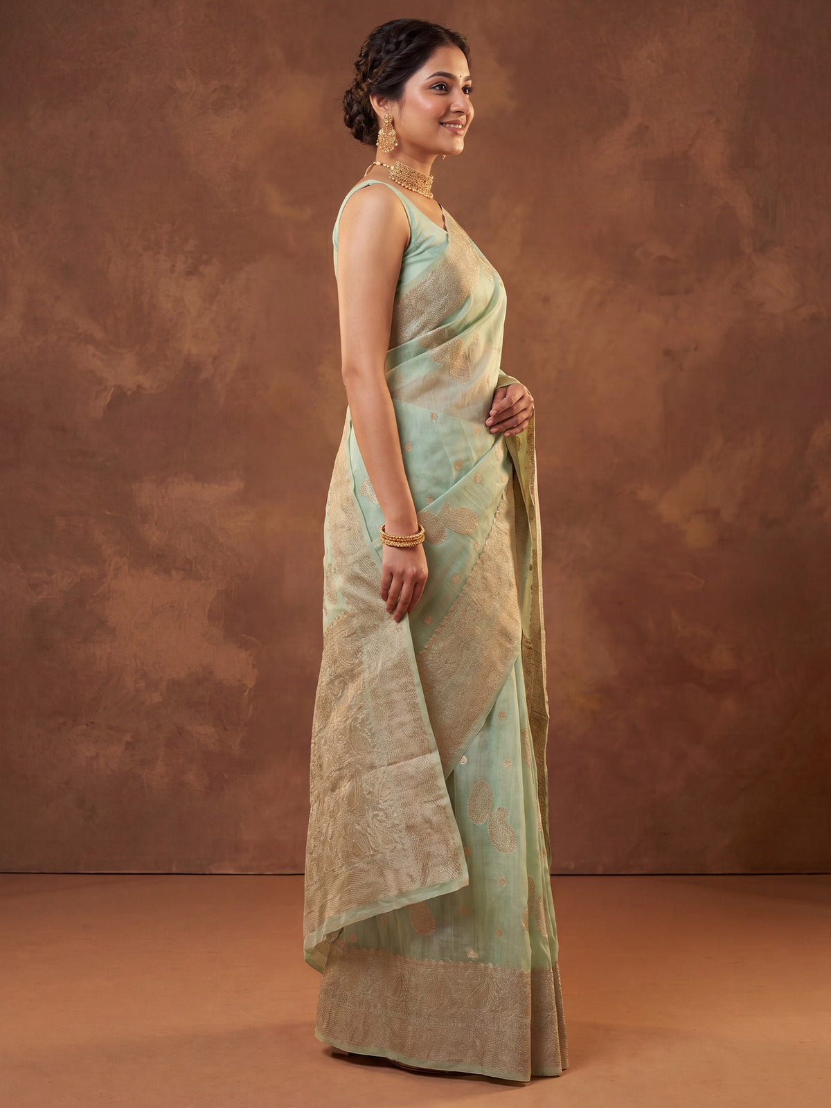 Mint Green Silk Blend saree – detail view 2