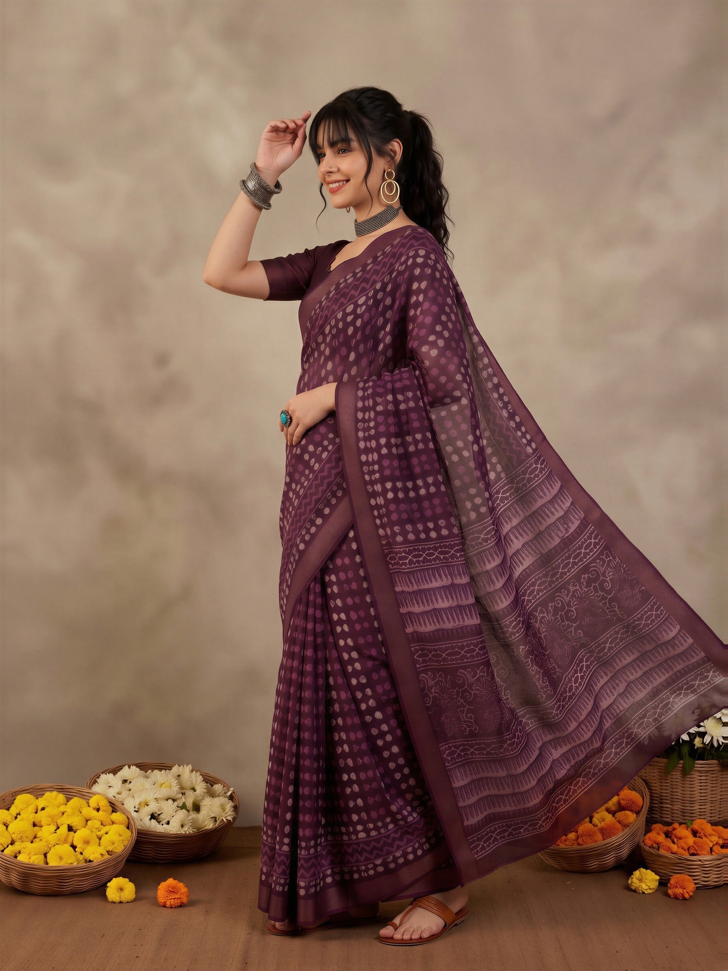 Violet Cotton Linen saree – detail view 2