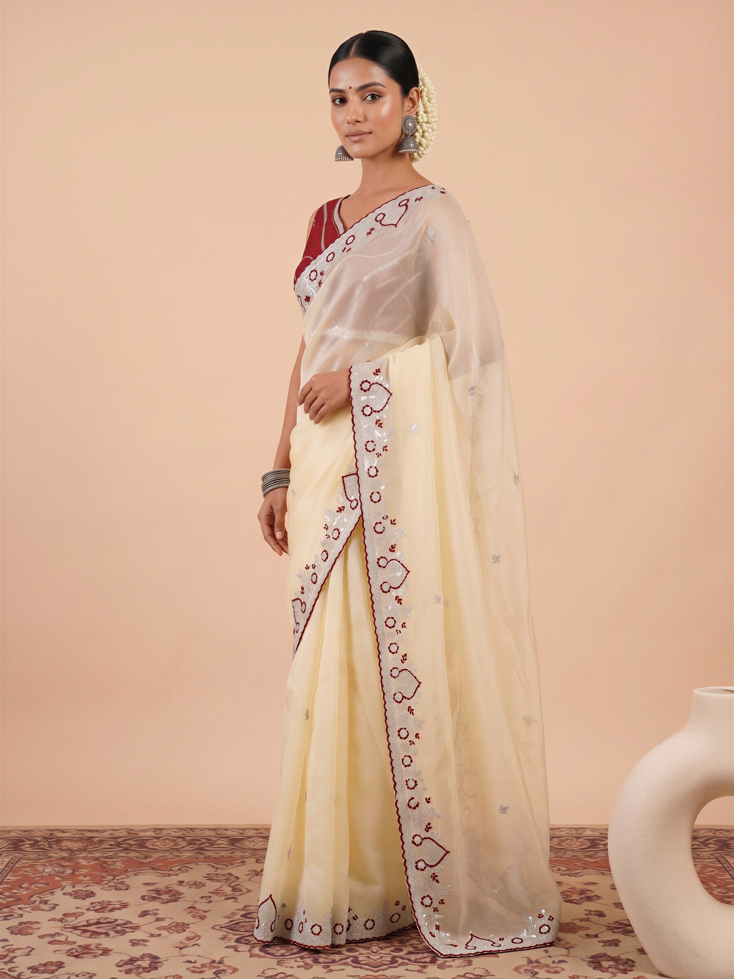Off White Tissue saree – detail view 2
