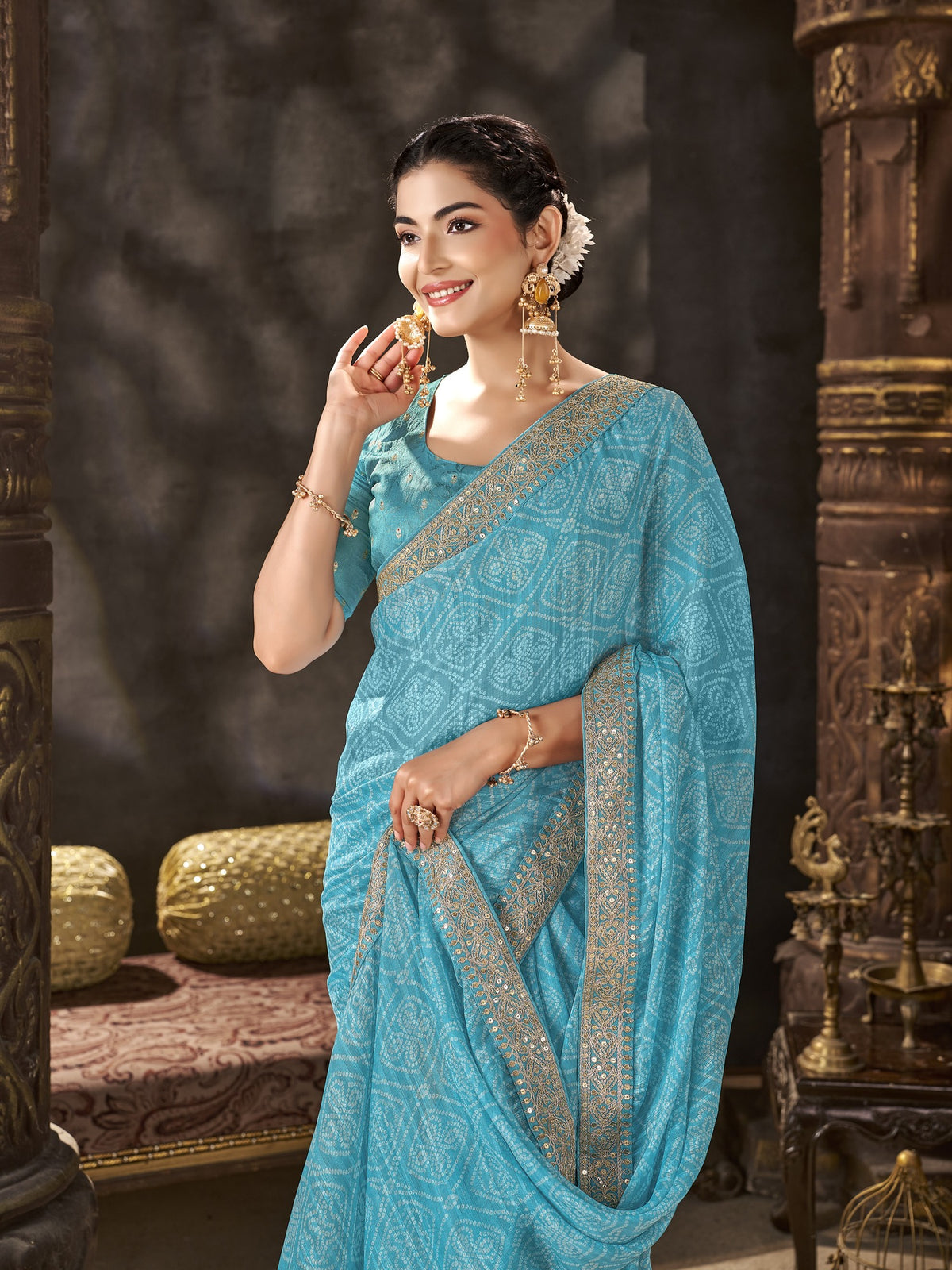 Turquoise Blue Chiffon saree – detail view 4