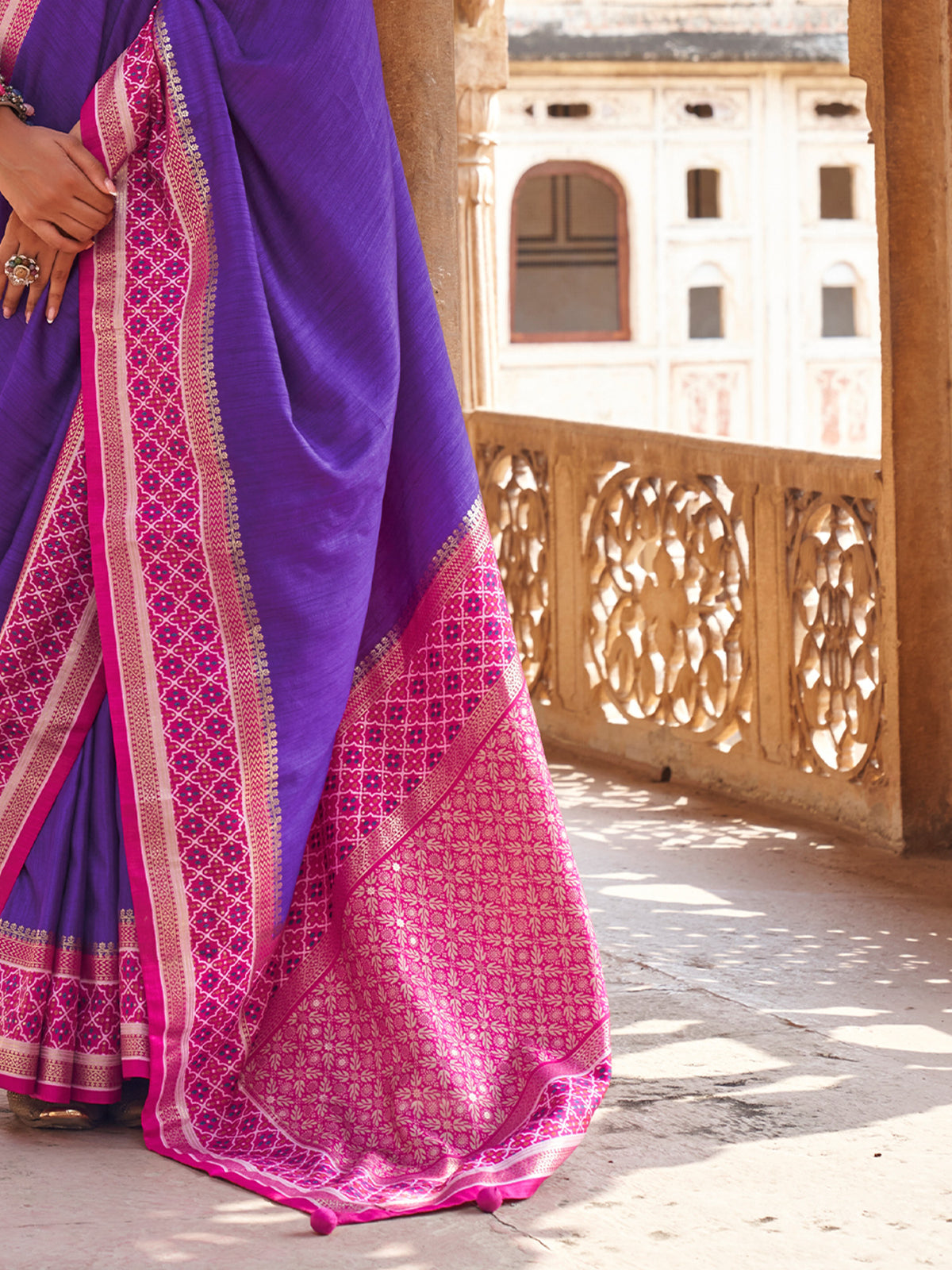 Violet Silk Blend saree – detail view 4