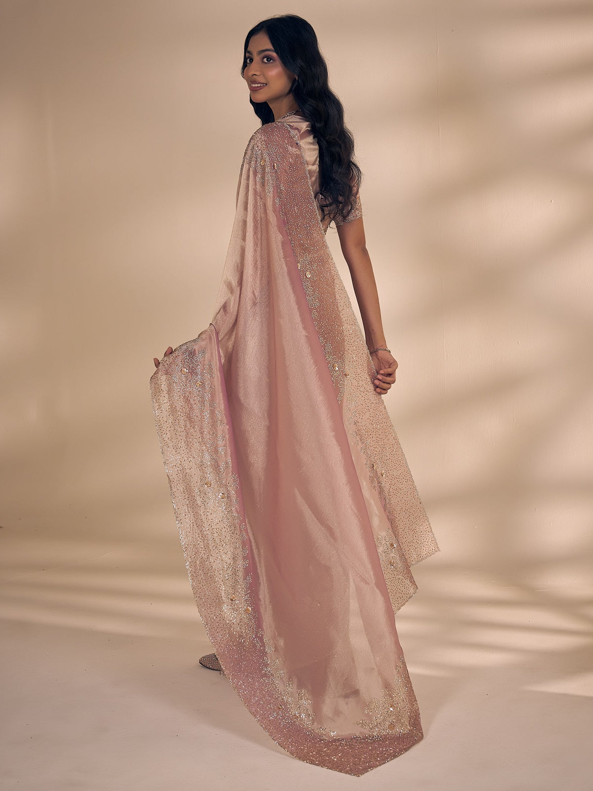 Pink organza saree view 2