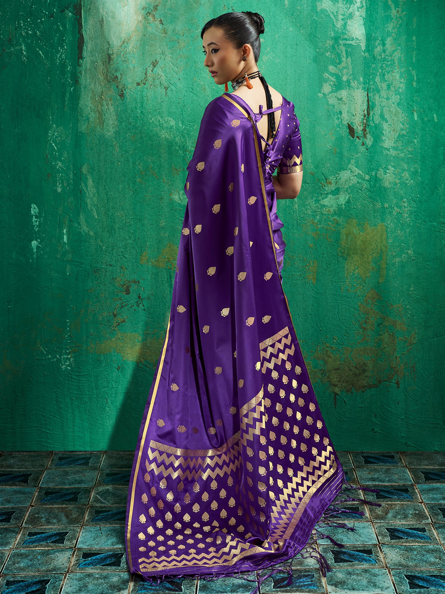 Purple Satin Silk saree – detail view 1