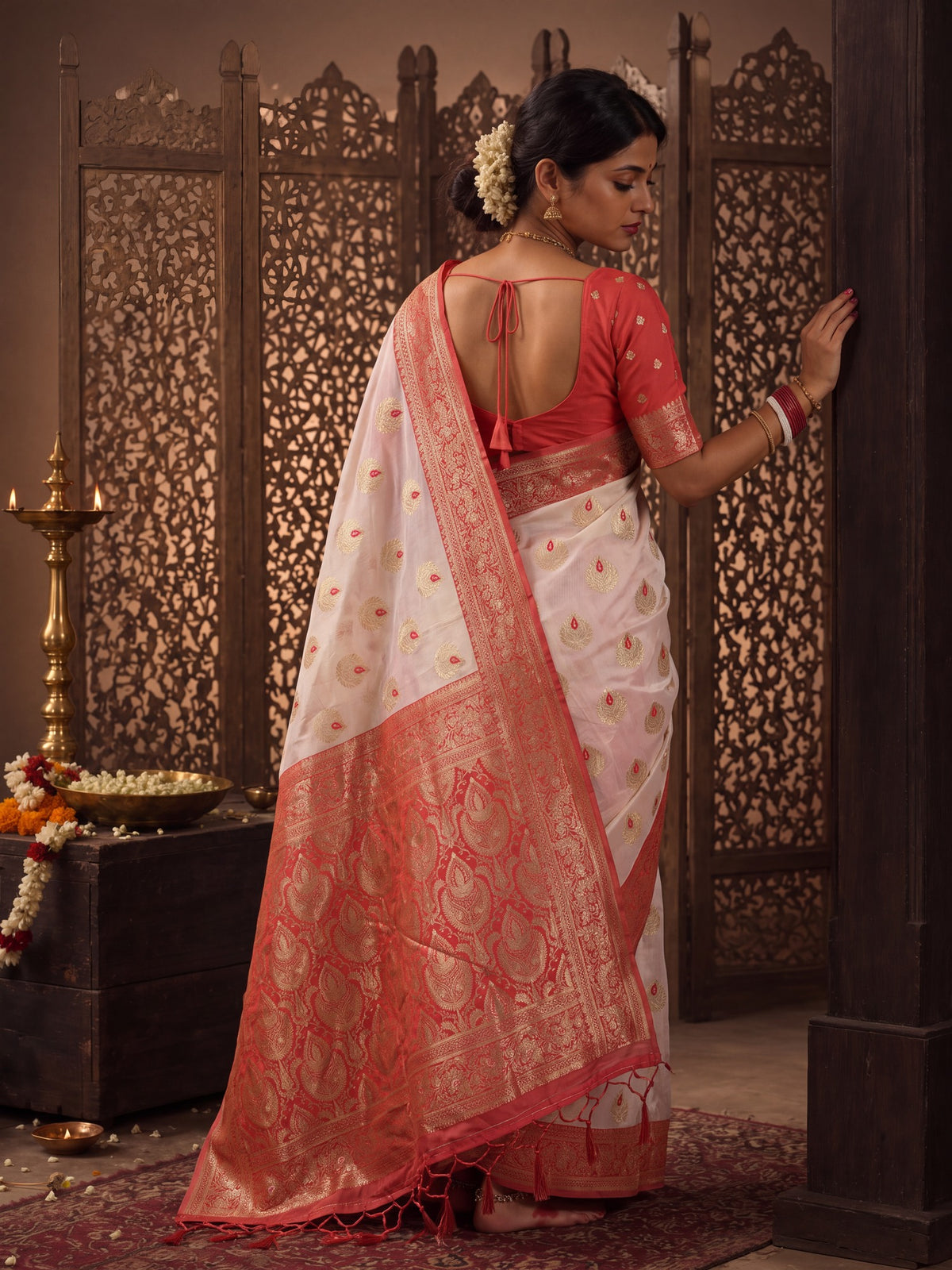 White Banarasi Silk saree – detail view 2