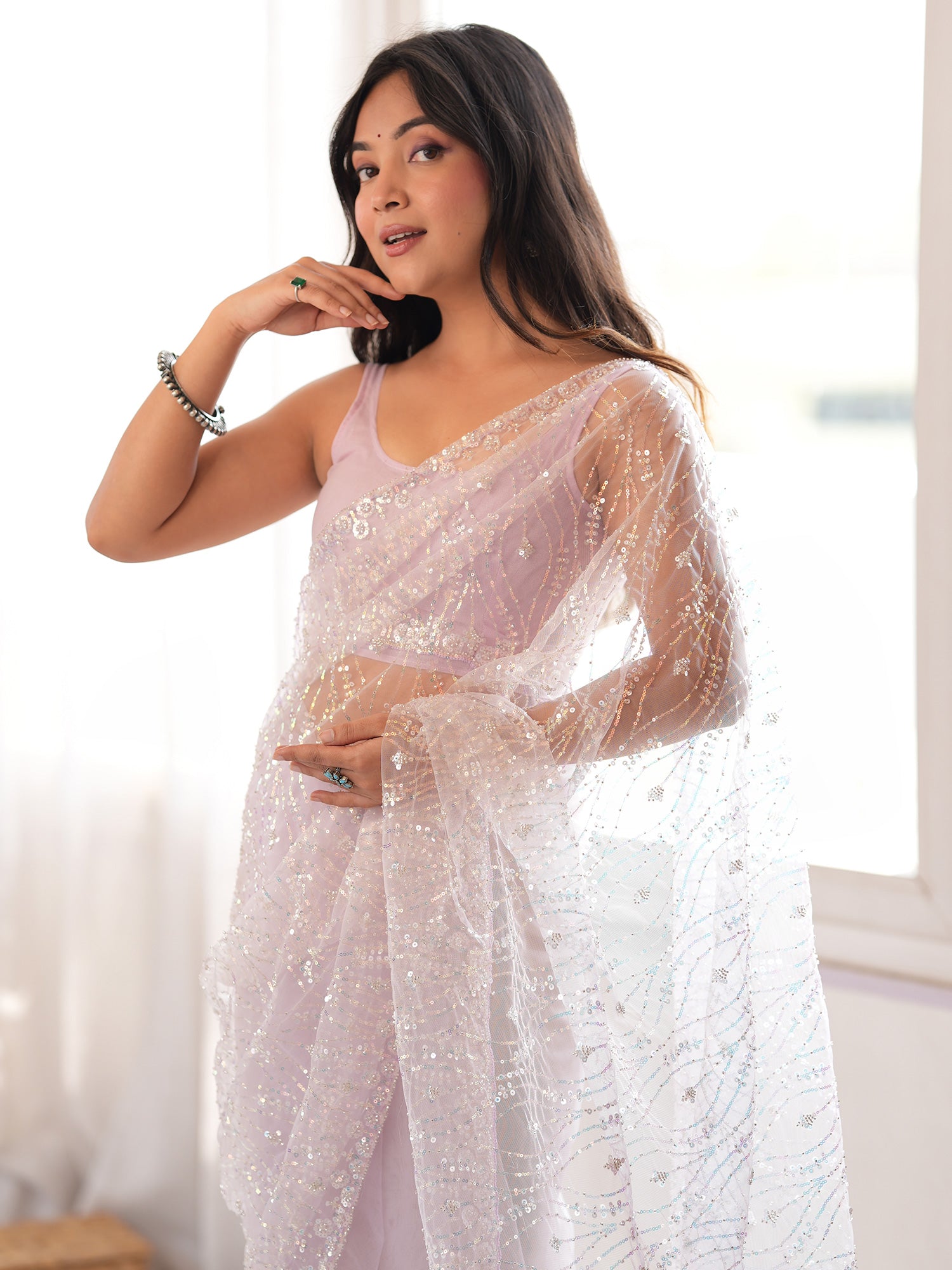 Lavender Net saree – detail view 3