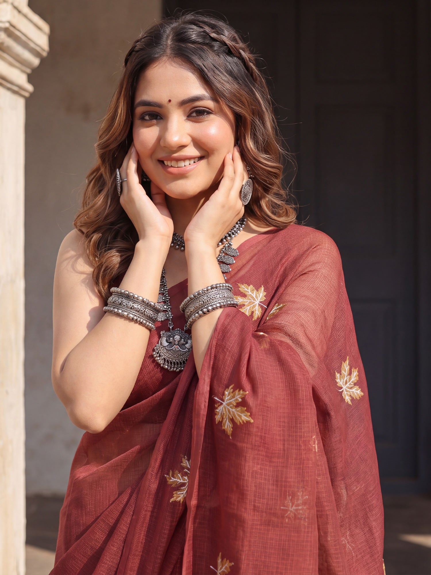 Maroon Kota Doria Cotton saree – detail view 4
