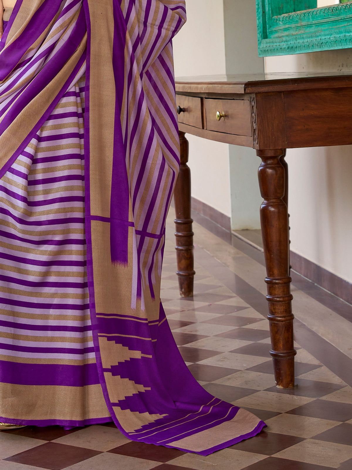 Purple crepe saree view 4