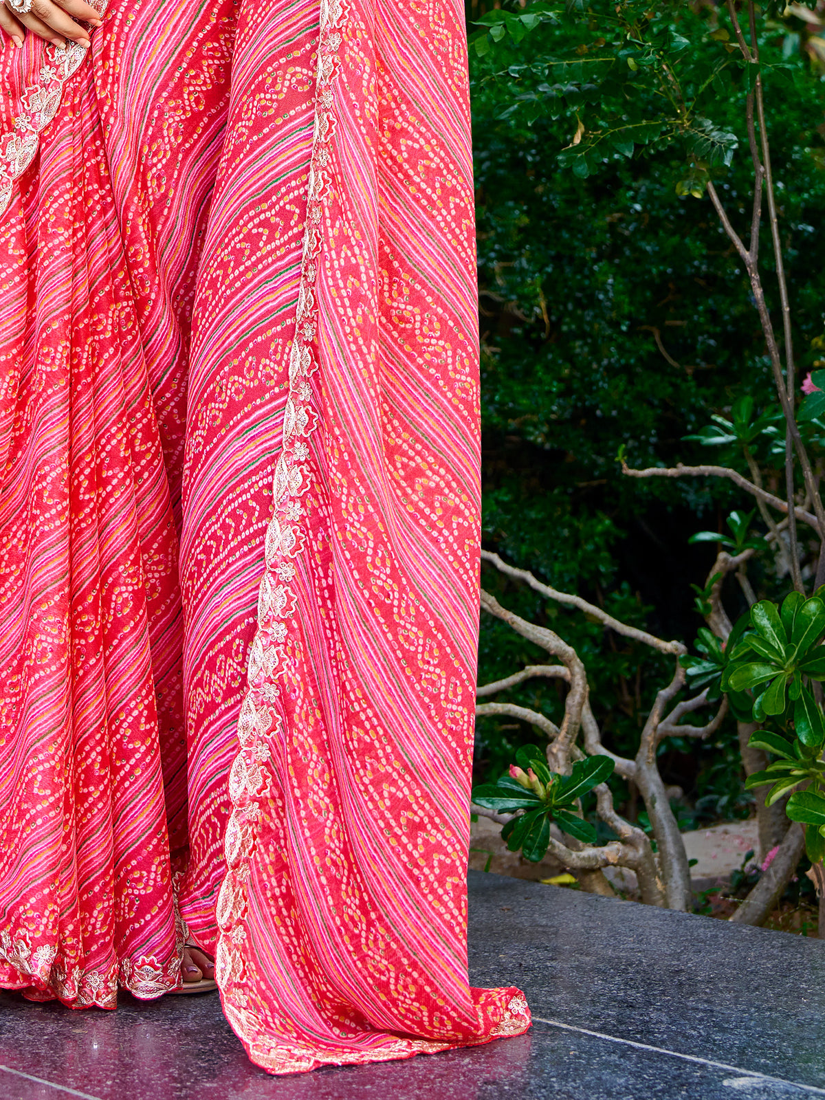 Pink Georgette saree – detail view 4
