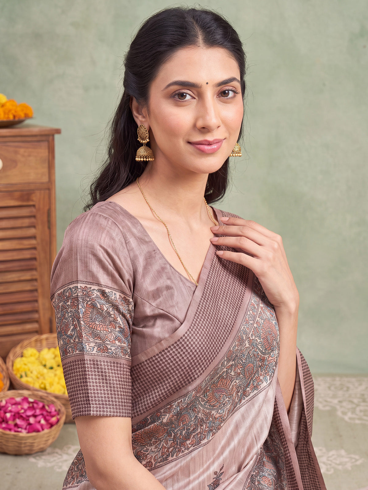 Beige Manipuri Silk saree – detail view 4