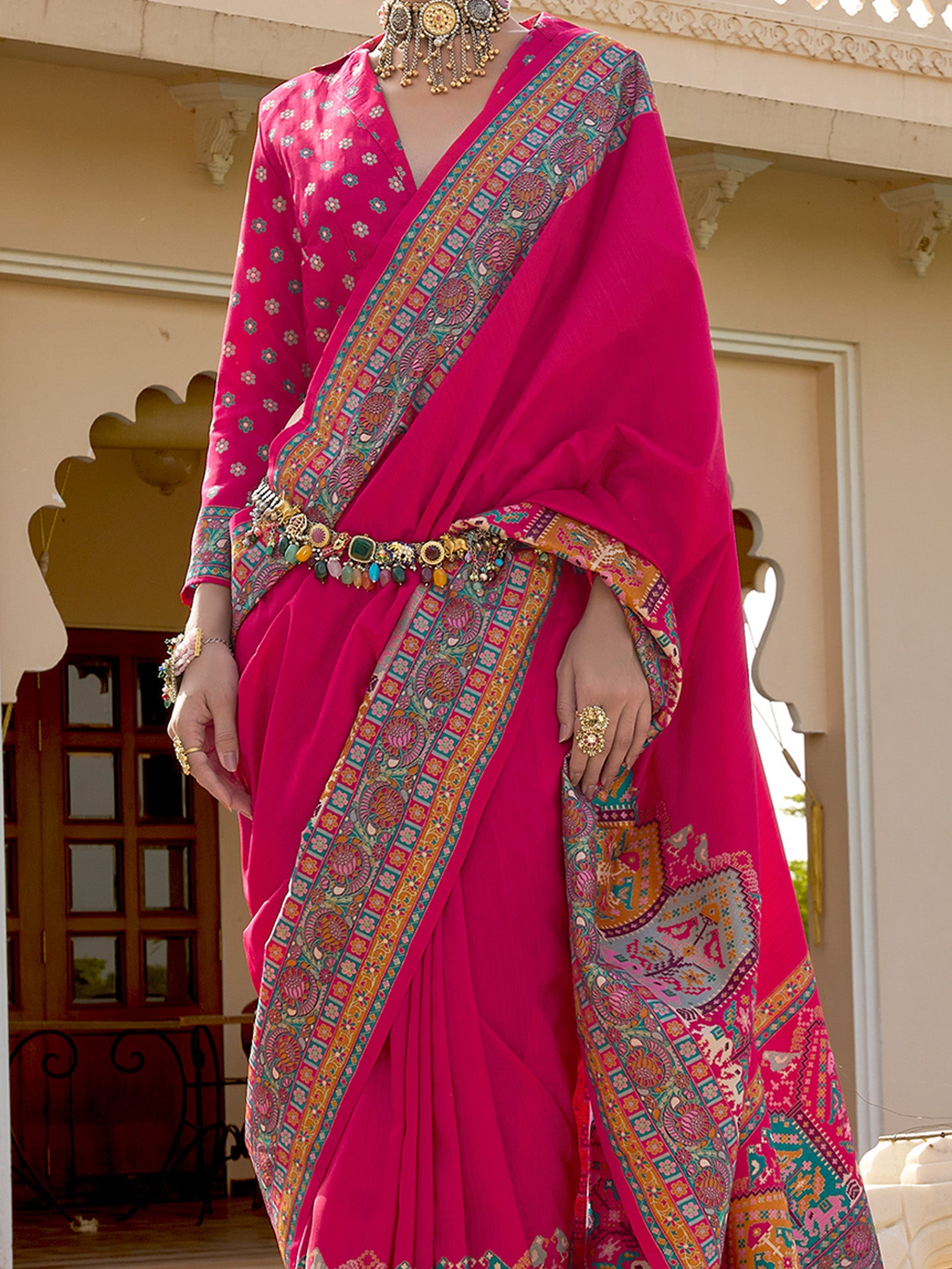 Pink Silk Blend saree – detail view 2