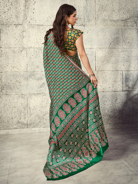 Green Satin saree – detail view 1