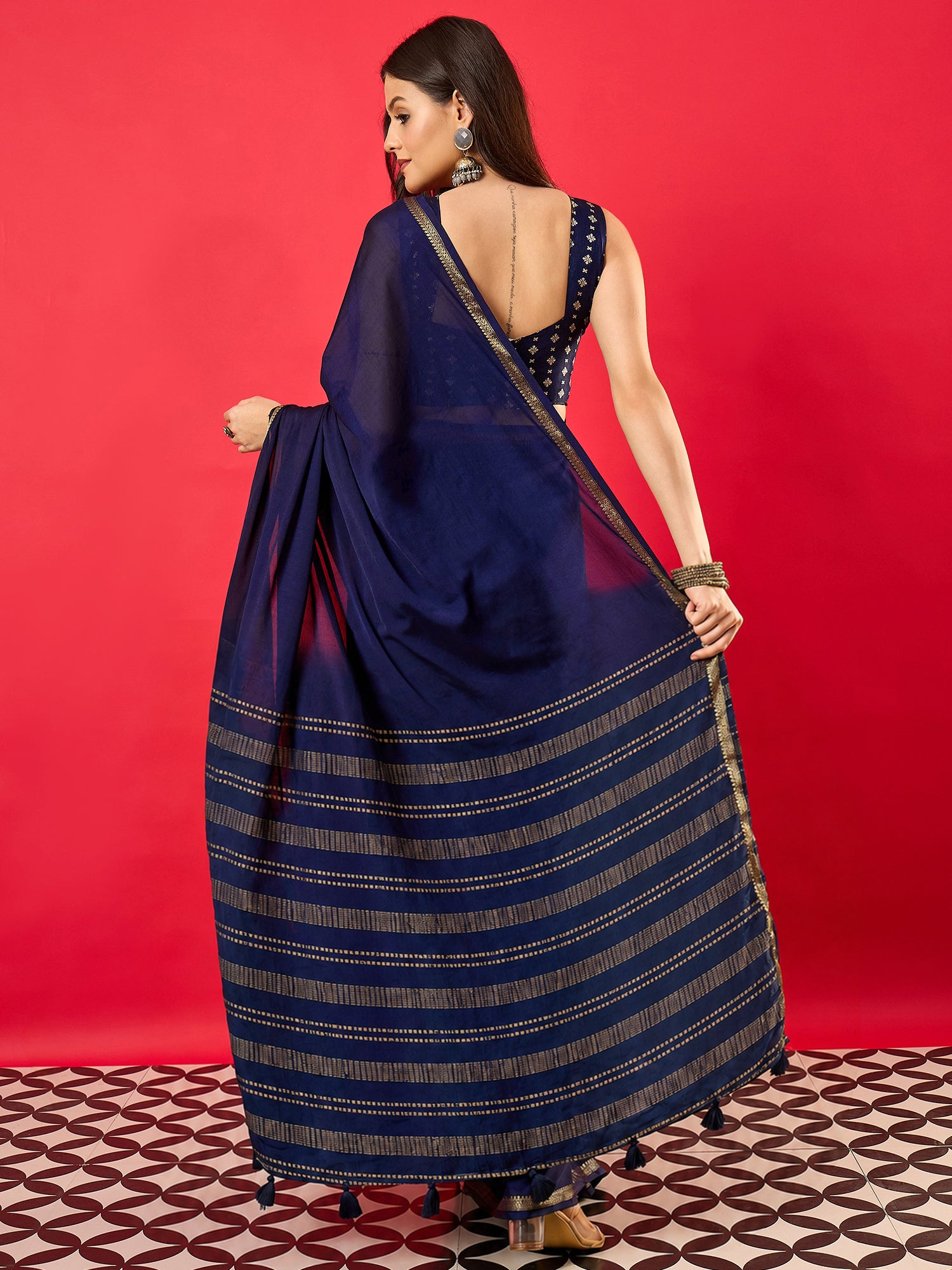 Navy Blue Mysore Silk saree – detail view 1