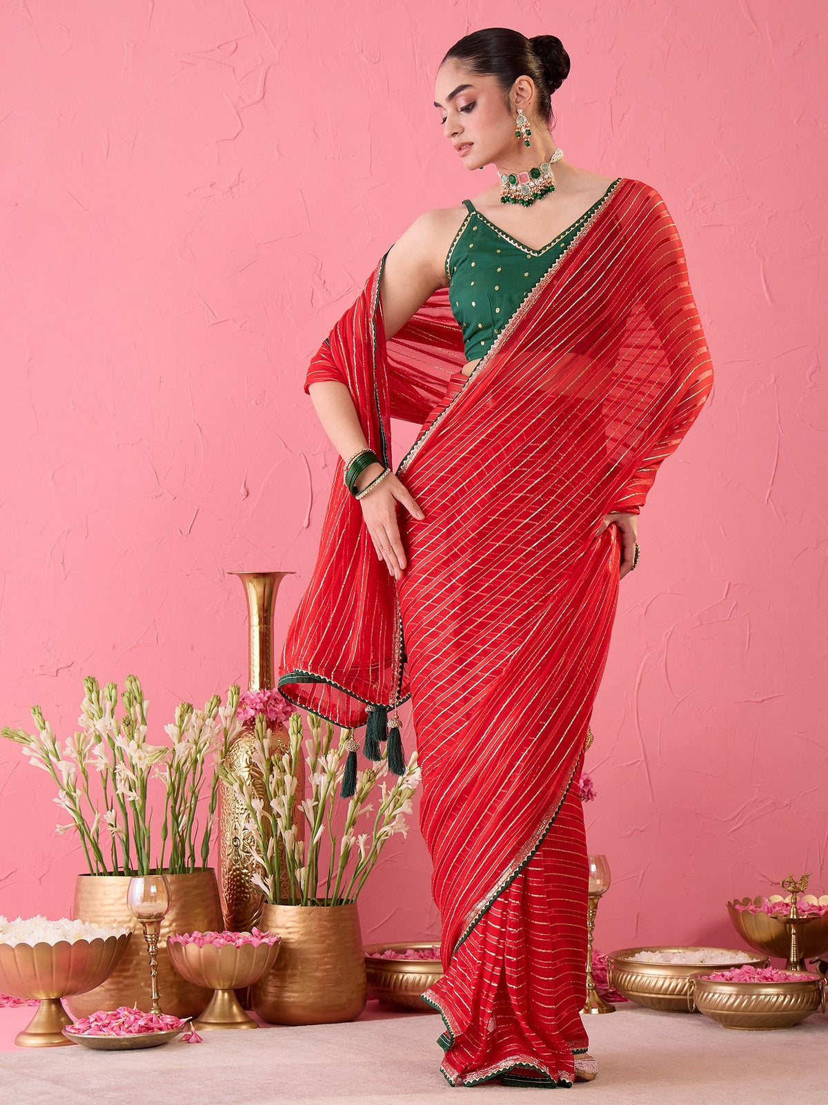 Red Viscose saree – detail view 3