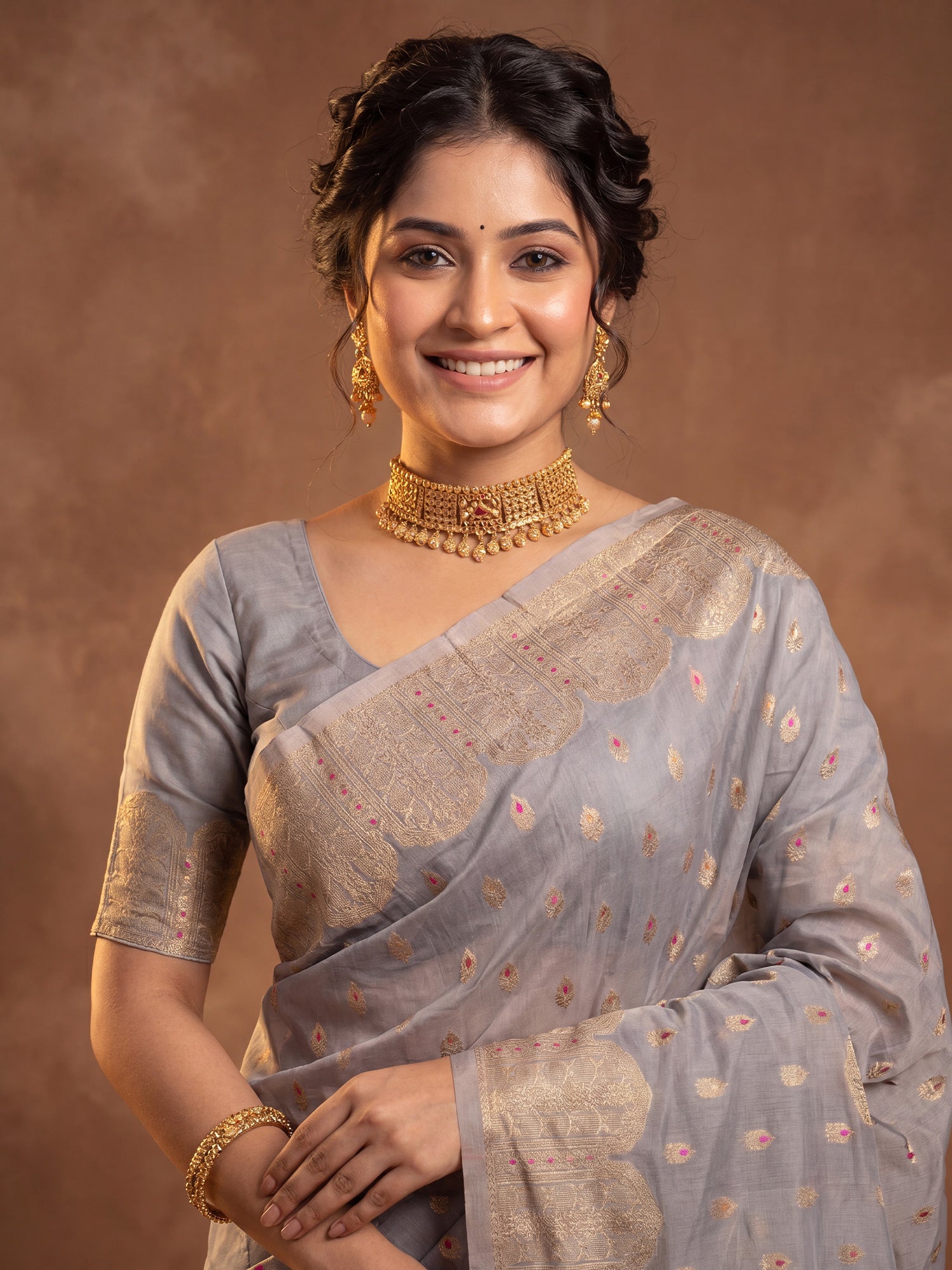 Grey Silk Blend saree – detail view 3