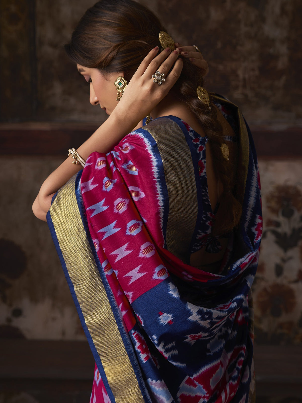 Pink silk blend saree view 3