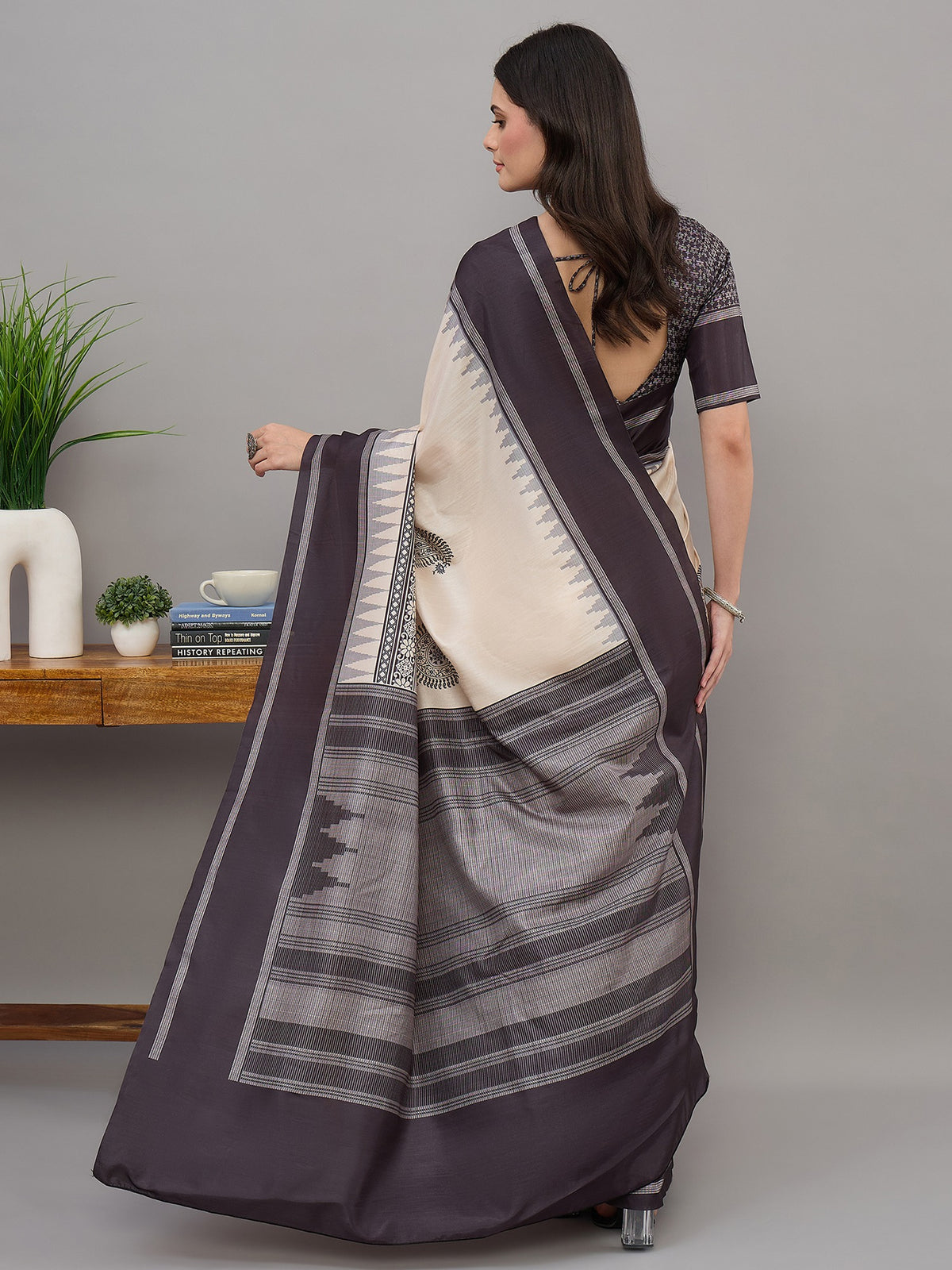 Off White soft silk saree view 2