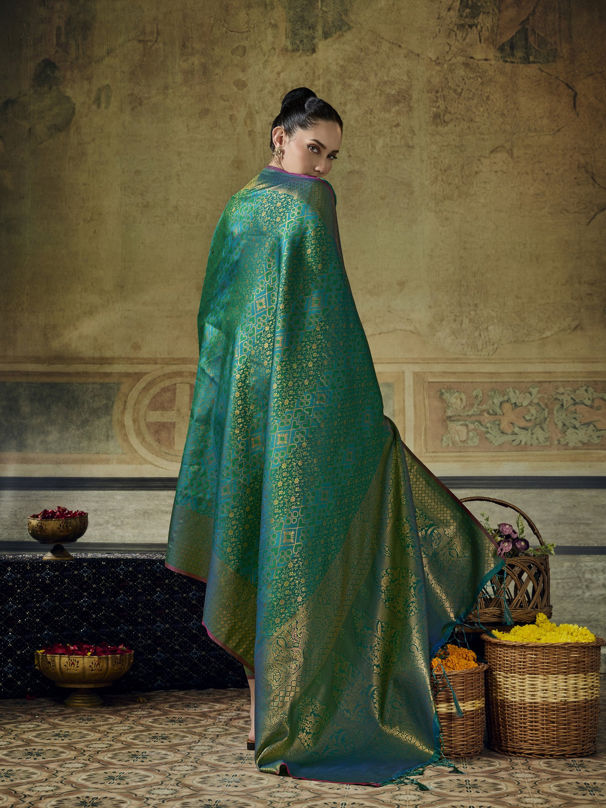 Teal Blue Pure Silk saree – detail view 3