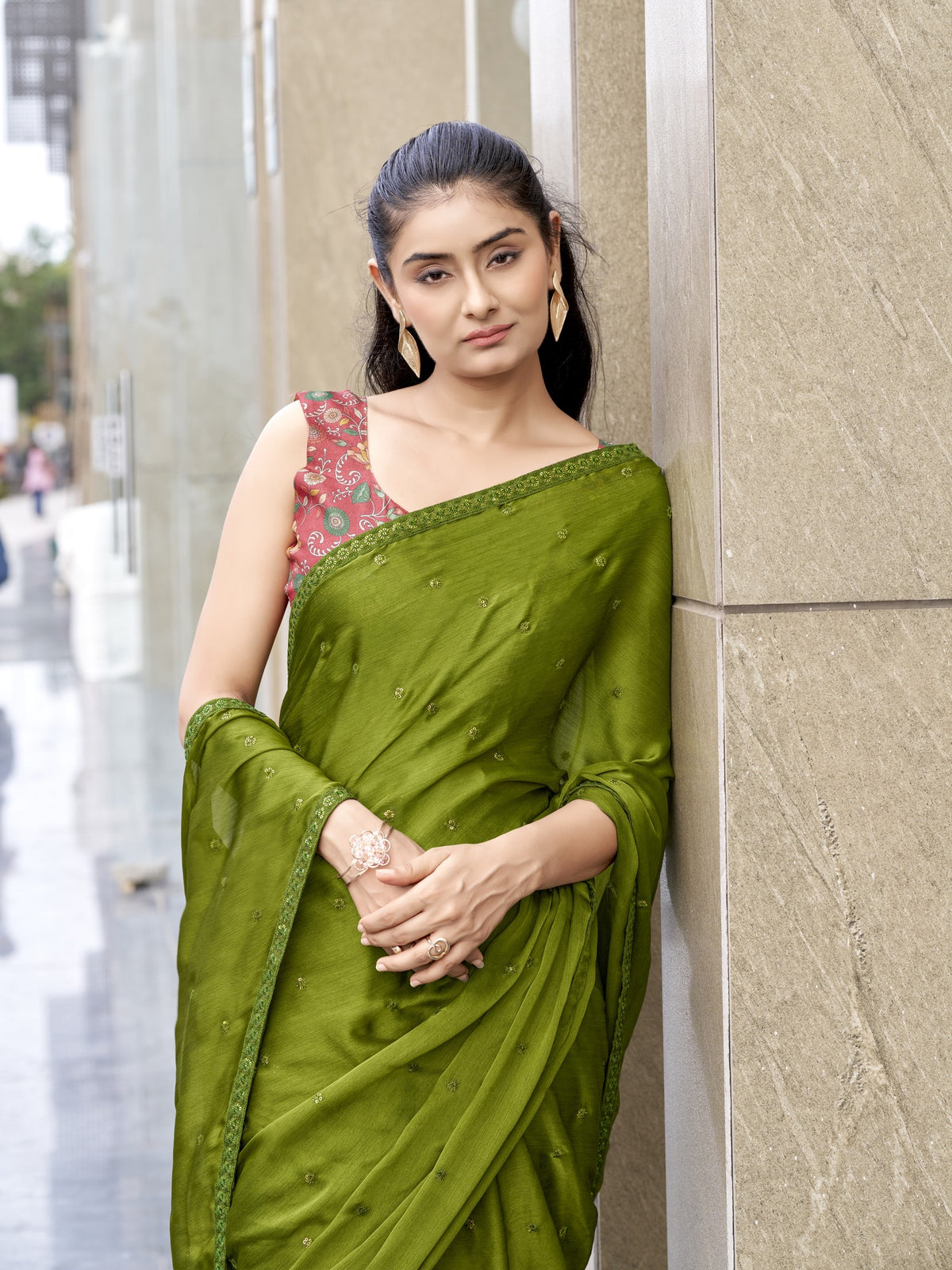Green Satin Silk saree – detail view 3