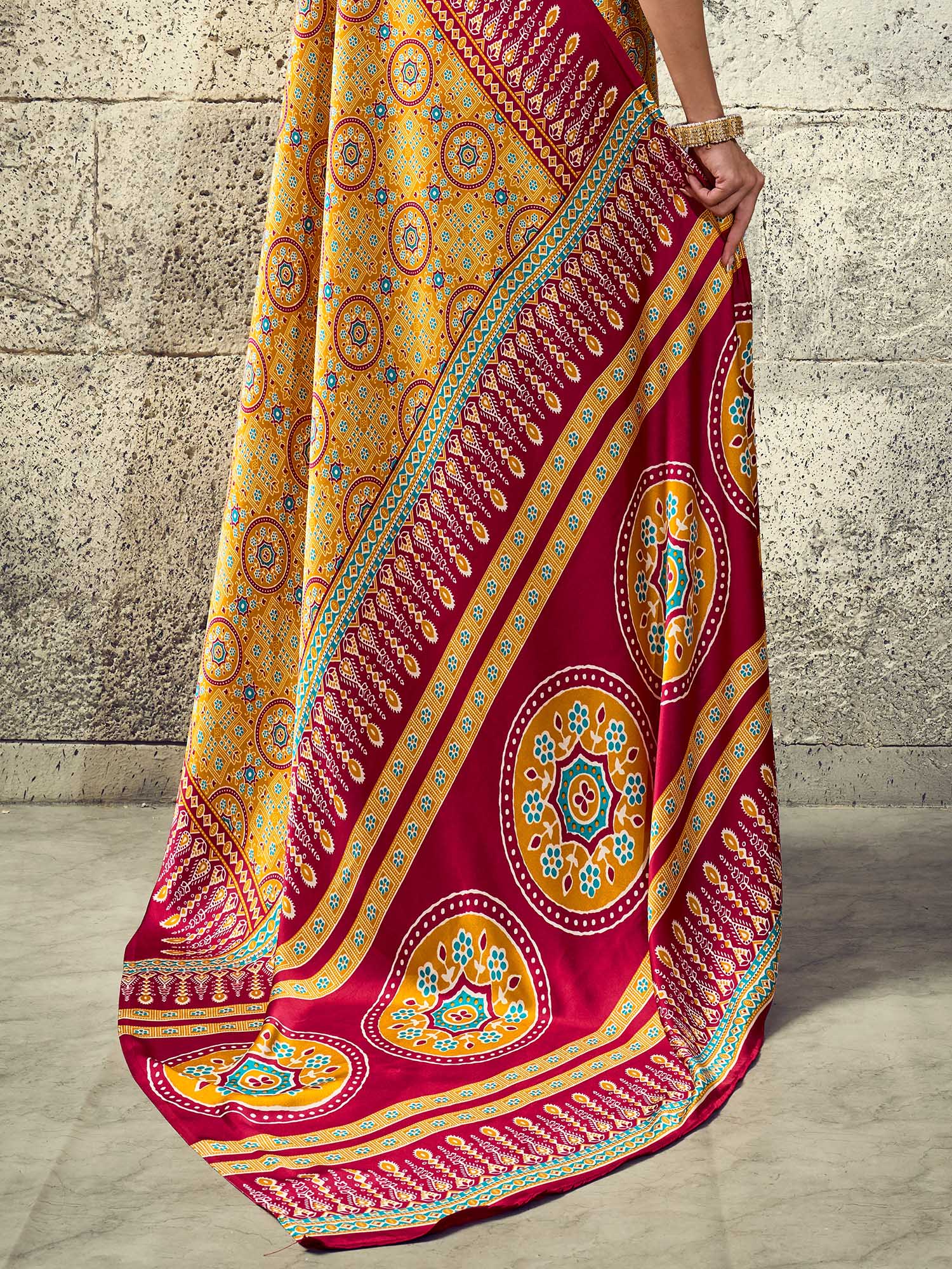 Mustard Satin saree – detail view 4