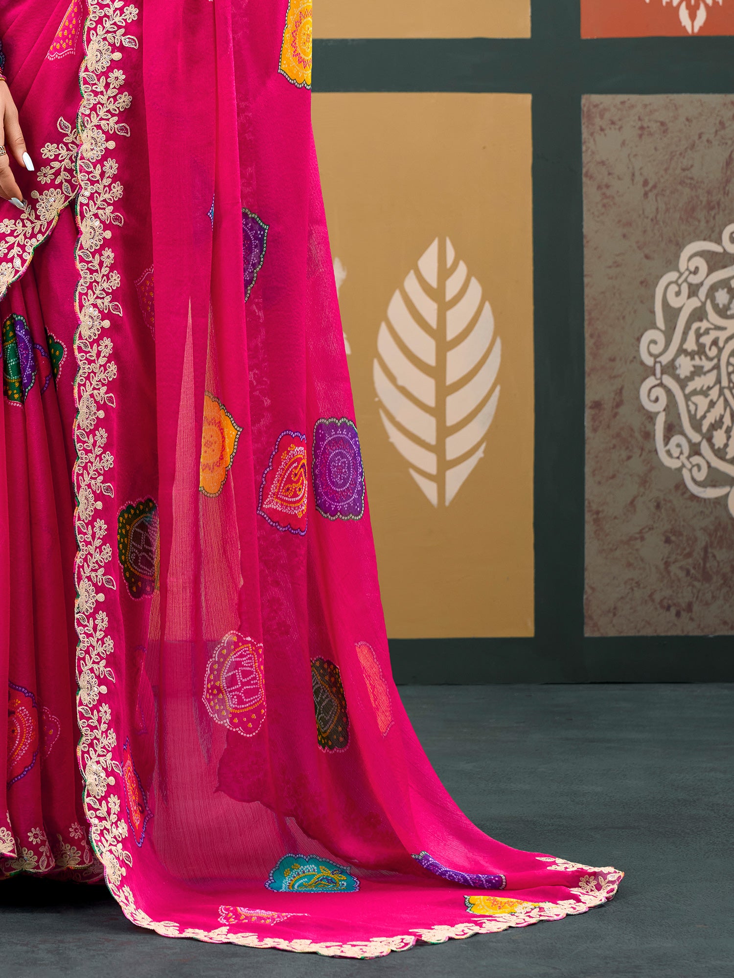 Pink Chiffon saree – detail view 4