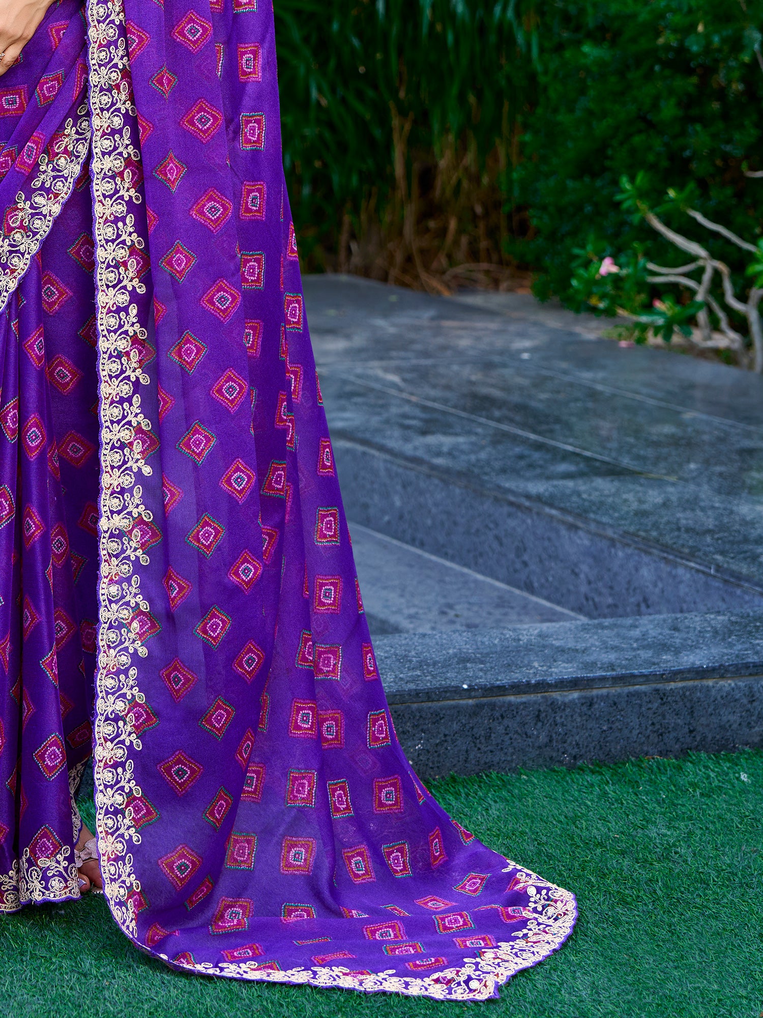 Purple Georgette saree – detail view 4