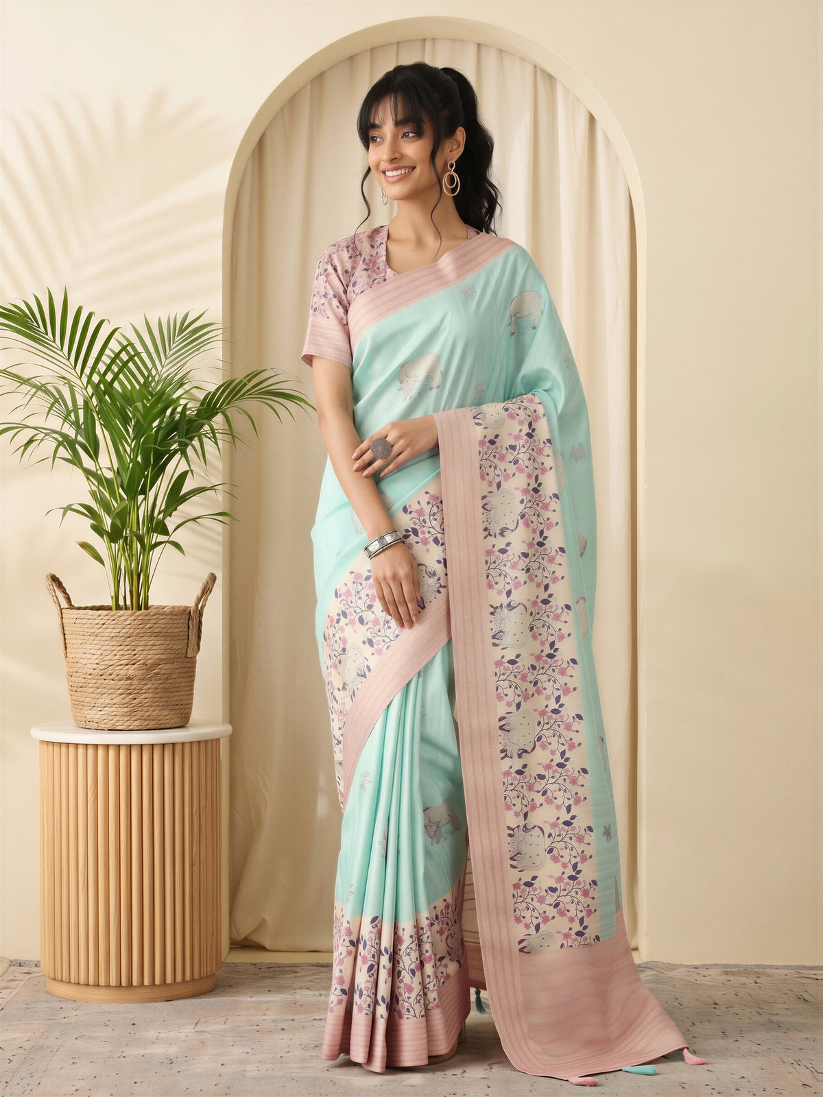 Turquoise Silk Blend saree – detail view 3