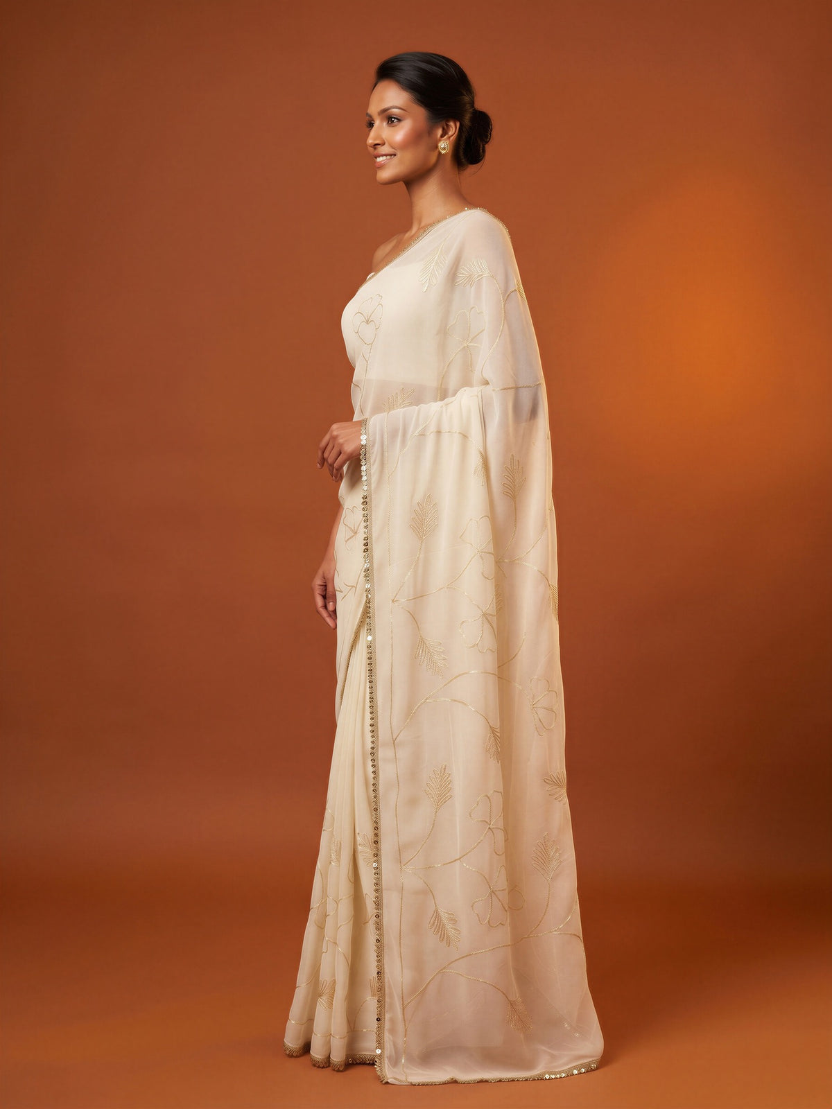 White Georgette saree – detail view 2