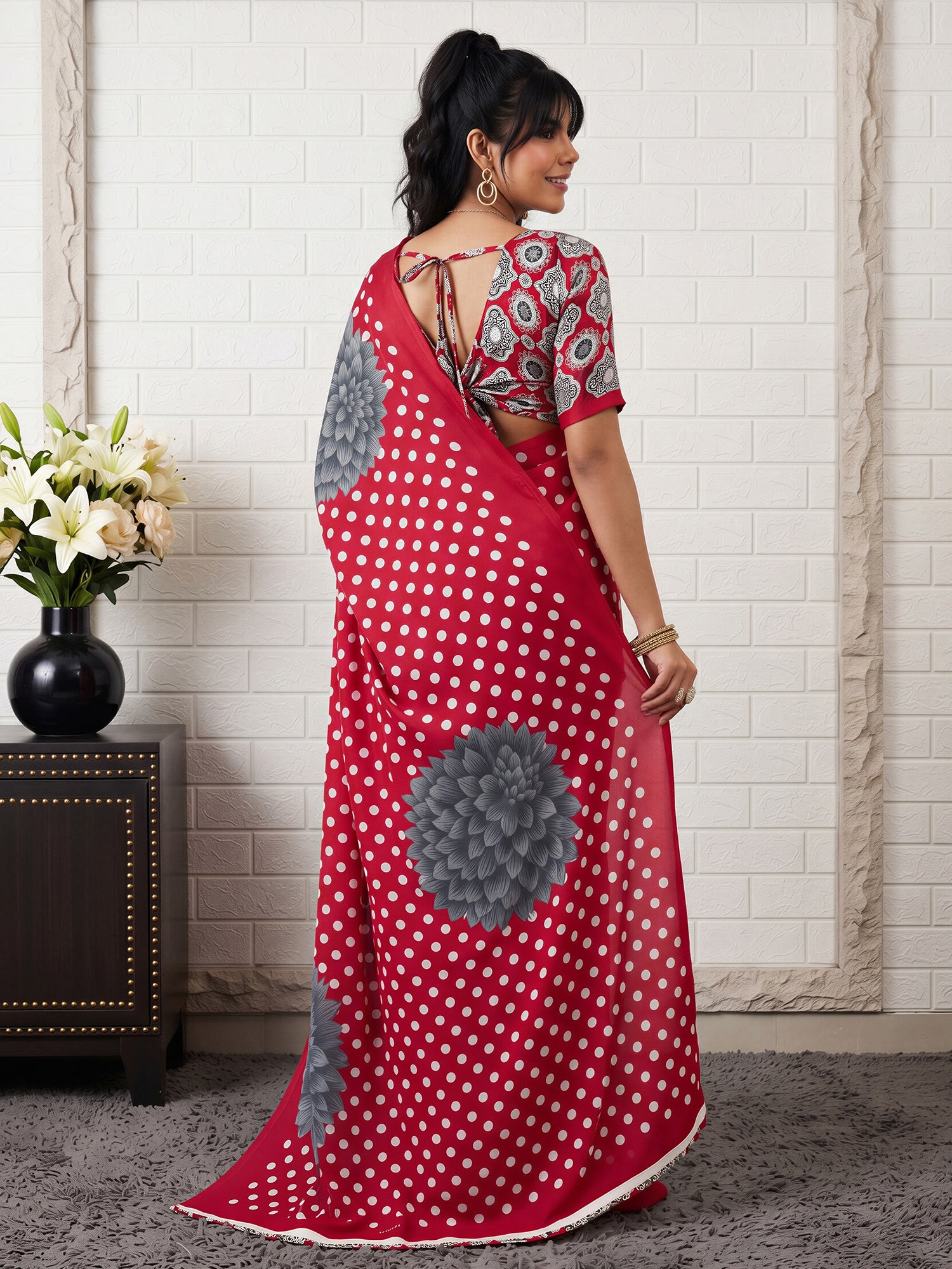 Maroon Satin saree – detail view 1