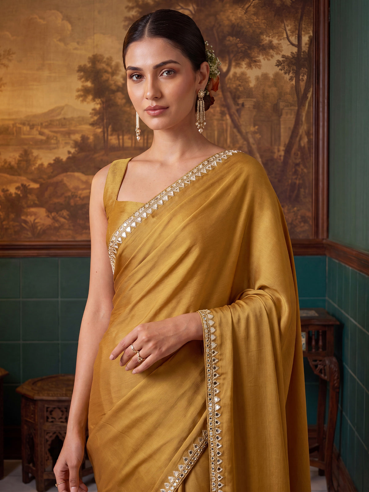 Mustard Satin saree – detail view 4