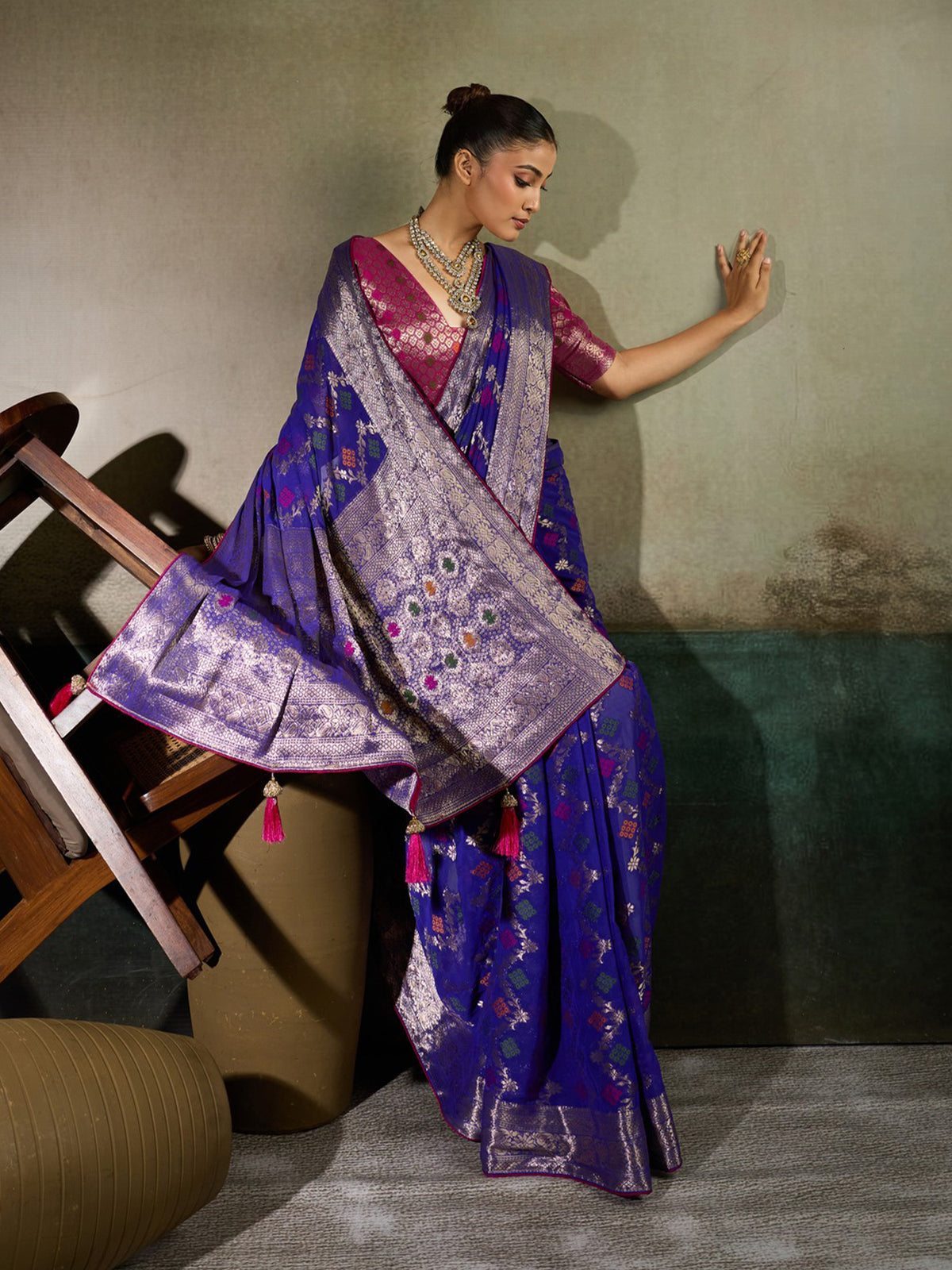 Blue Georgette saree – detail view 3