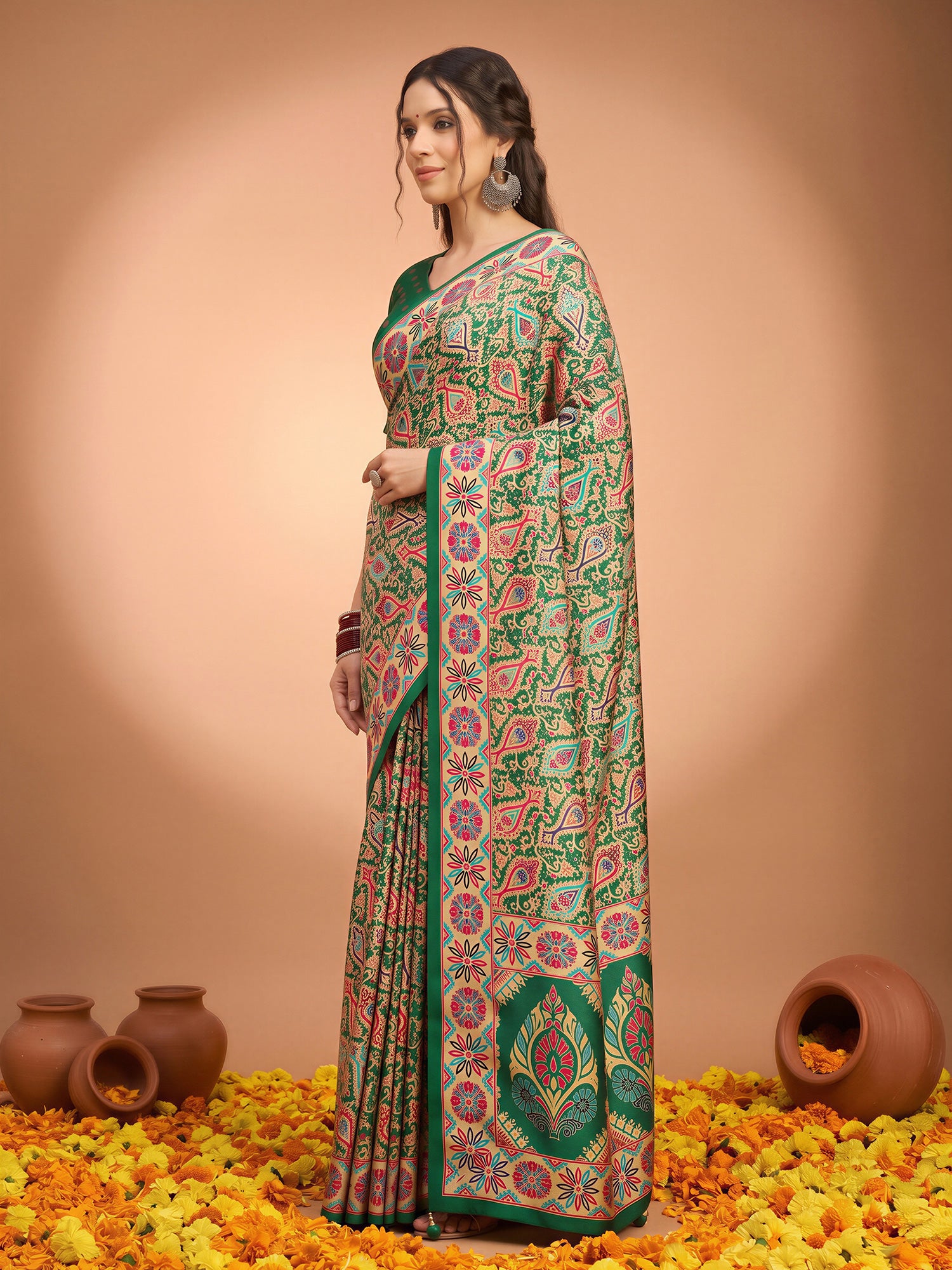 Assorted Silk Blend saree – detail view 2