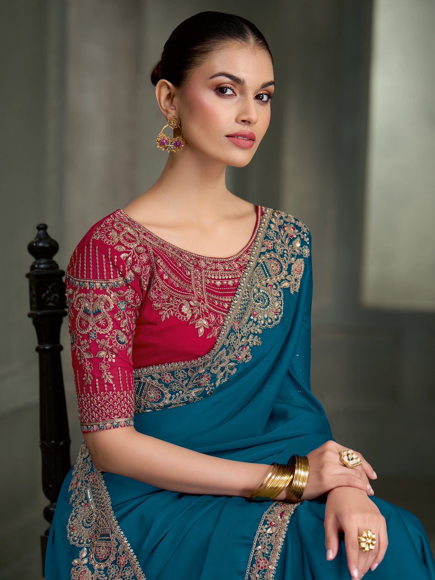 Teal Blue Crepe saree – detail view 1