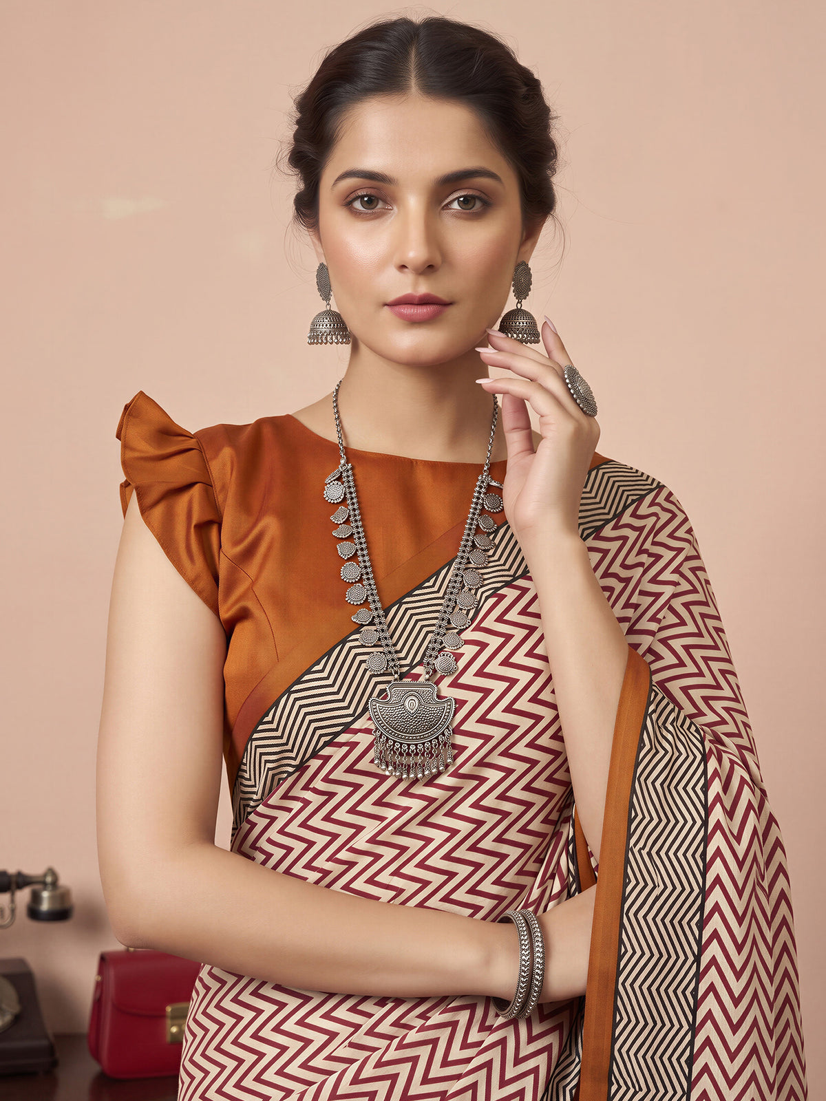 Rust Bhagalpuri Silk saree – detail view 4