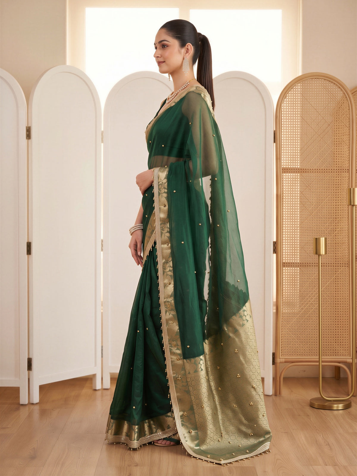 Green Silk Blend saree – detail view 2