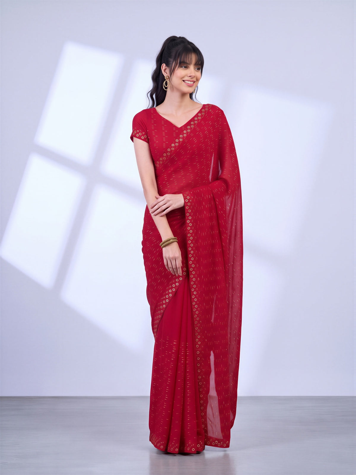 Red Tissue saree – detail view 3