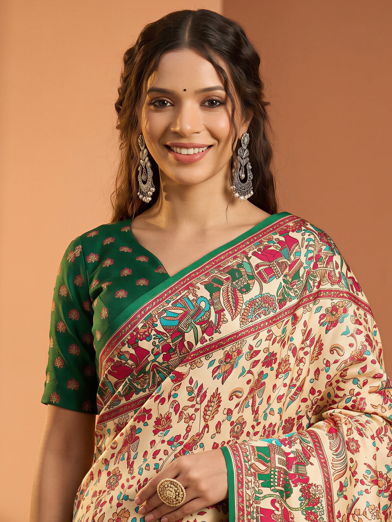 Beige Silk Blend saree – detail view 4