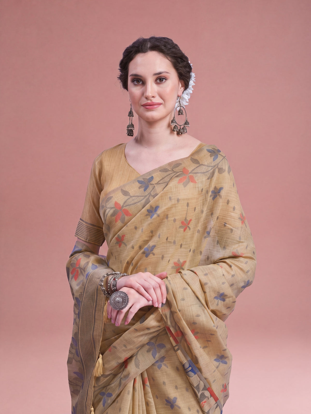 Beige Linen saree – detail view 3