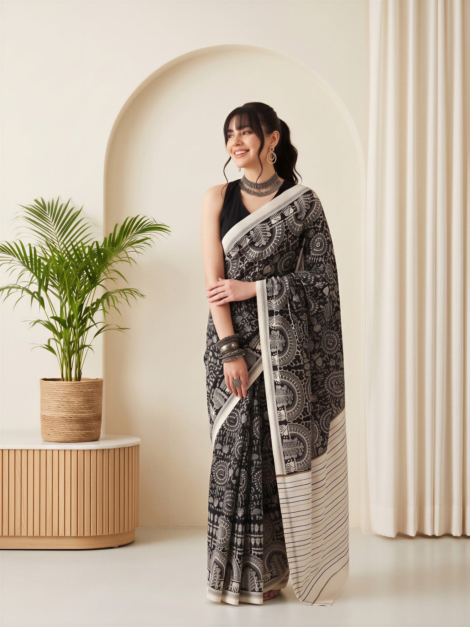 Black Bhagalpuri Silk saree – detail view 3