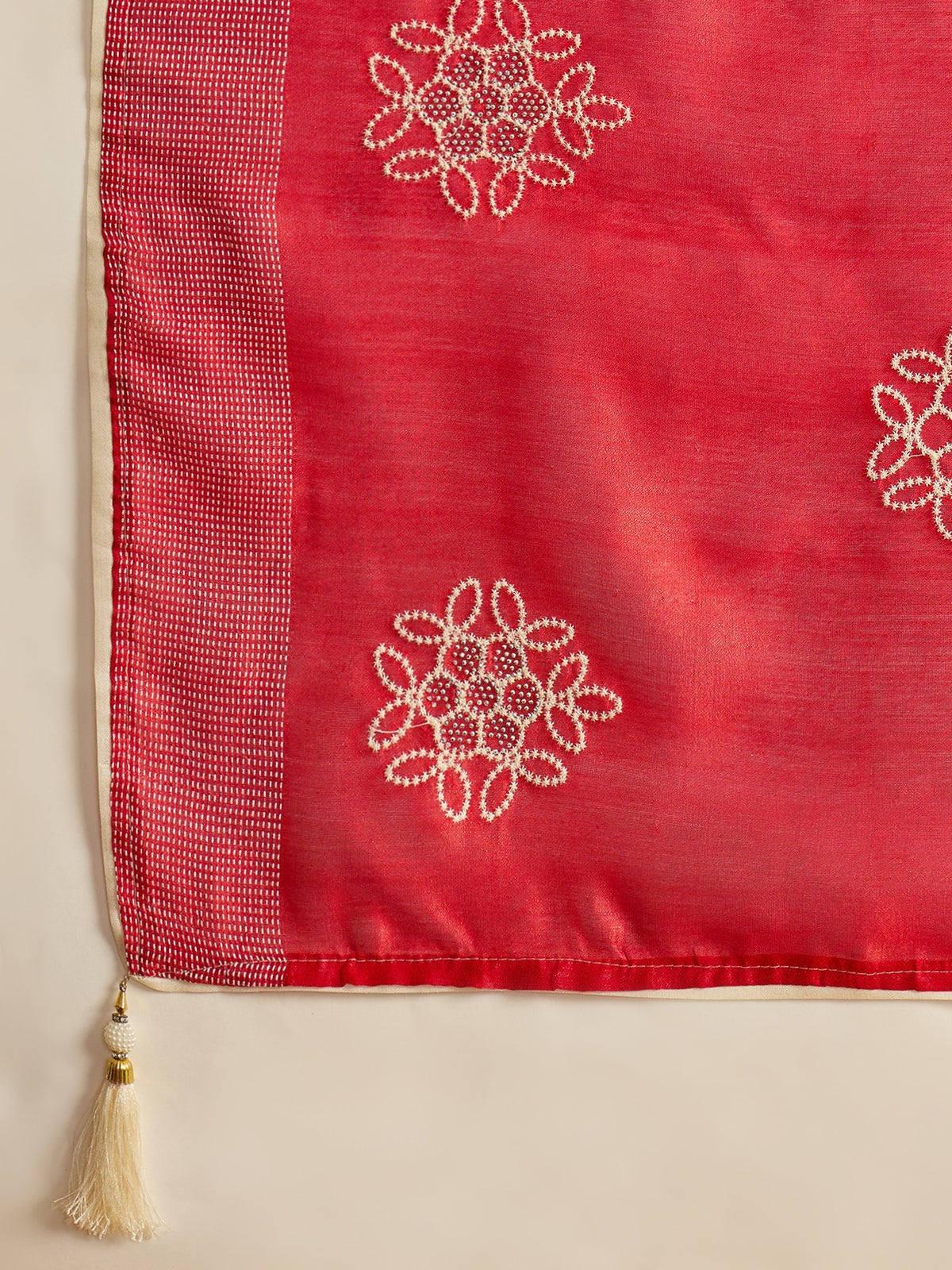 Red Cotton Blend saree – detail view 4