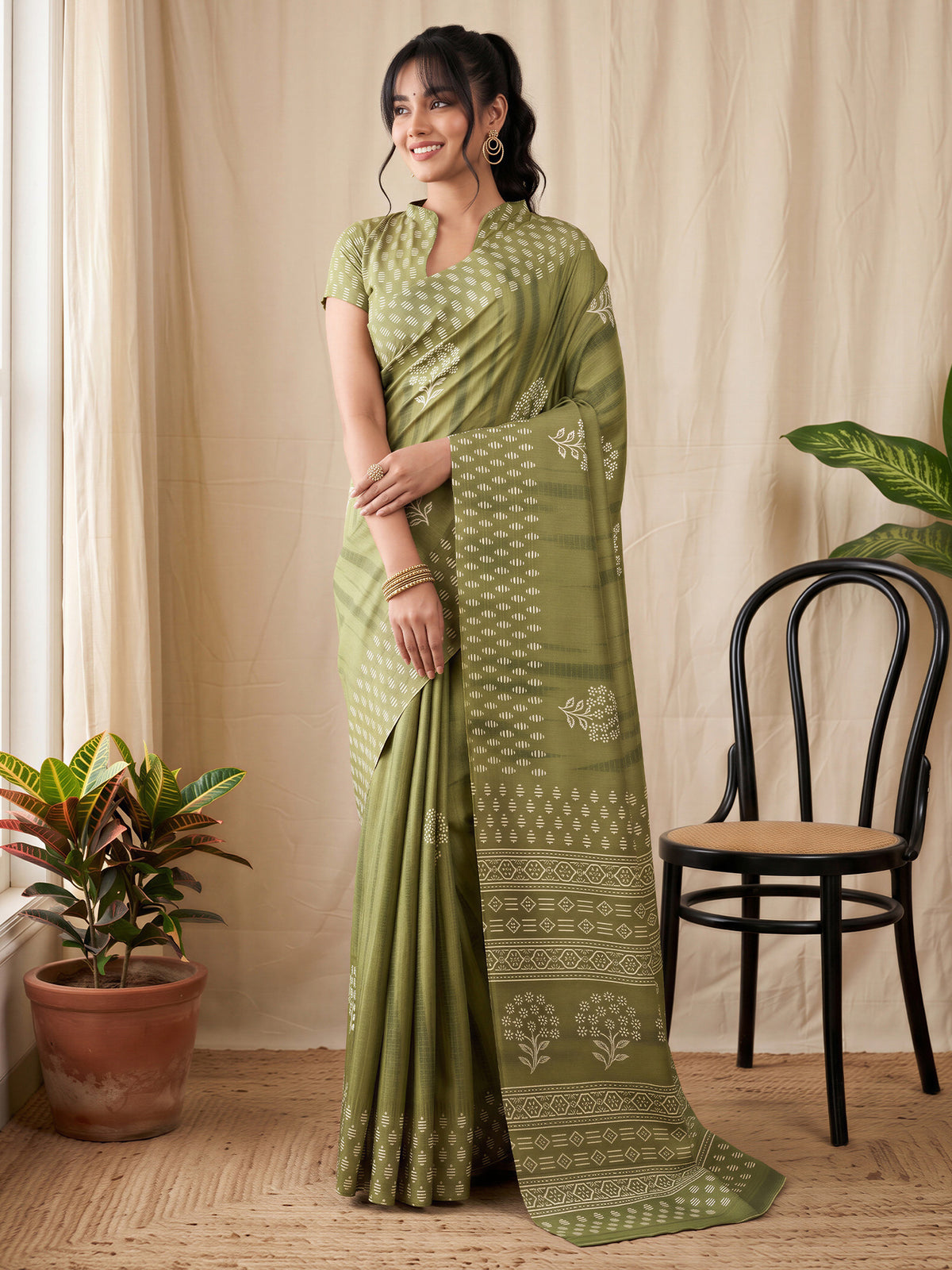 Olive Cotton Blend saree – detail view 3